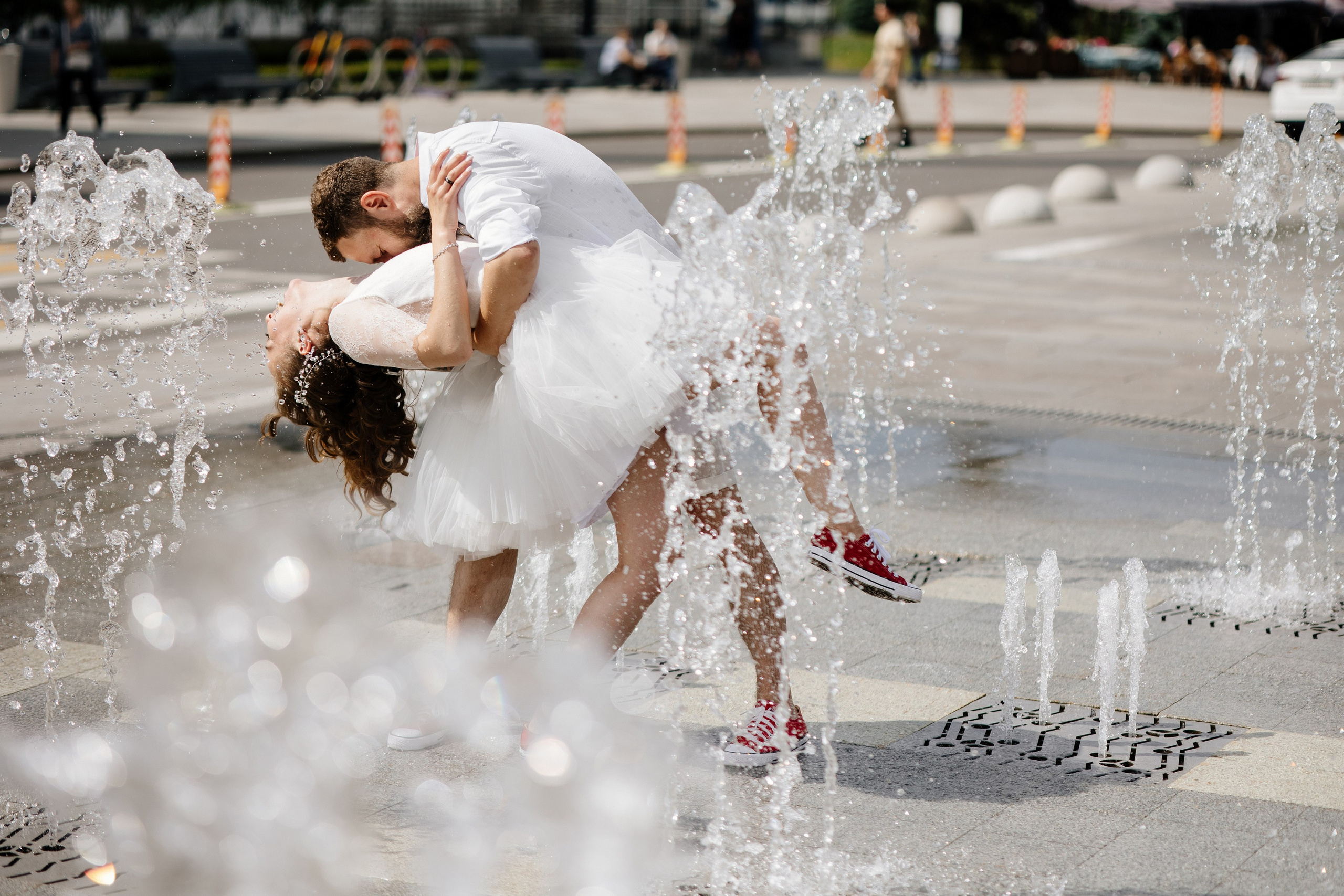 Свадьба на стадионе Спартак Лукойл Арена, свадьба на Северном речном вокзале, свадьба в метро, новые адреса счастья. Свадебный и семейный фотограф Екатерина Иванова