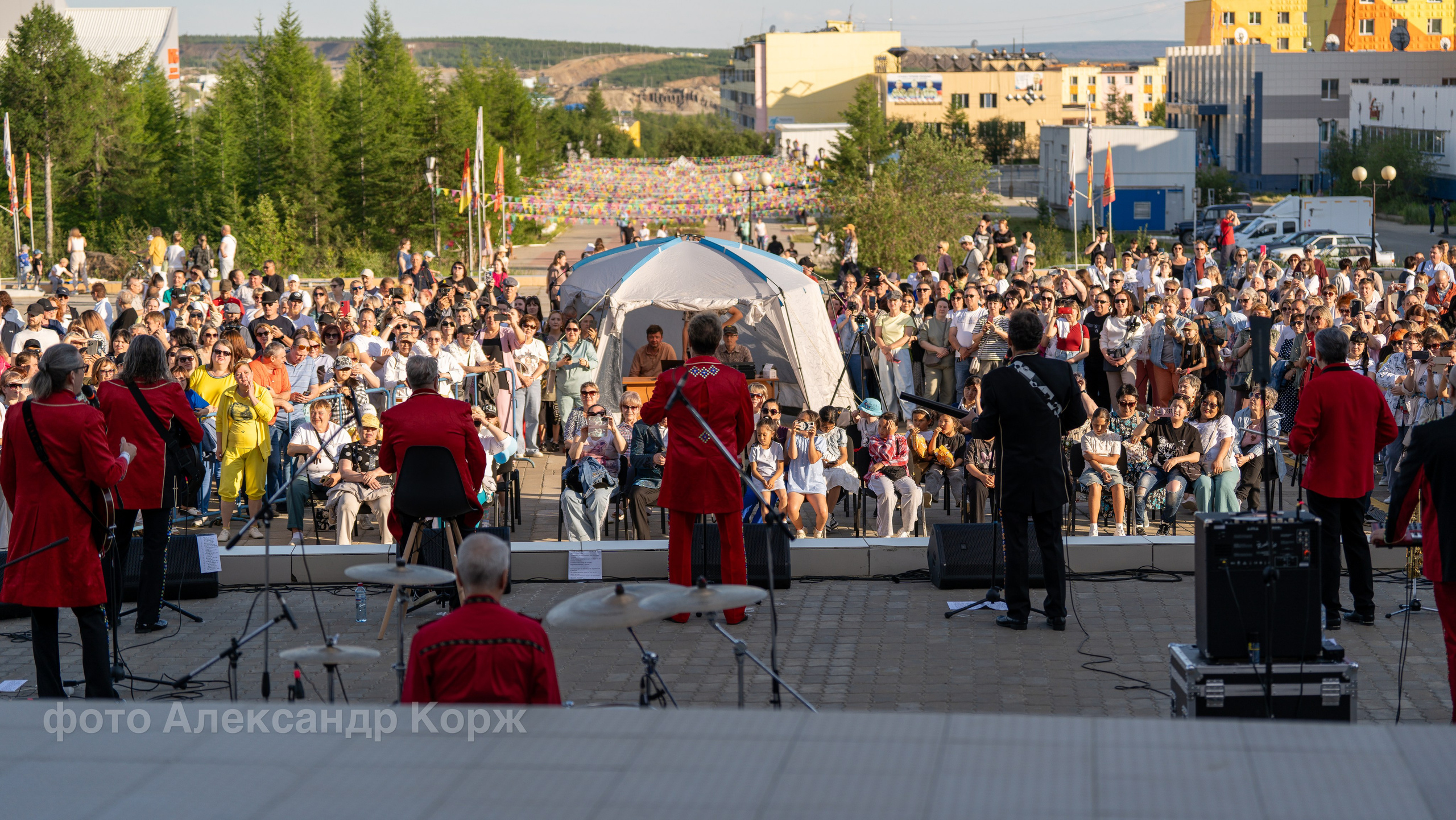 💎Праздничный концерт ко Дню города и Дню алмазодобытчика. Фотографии и видеосъемка, Айхал, Удачный, Якутия. Фотографии Айхал