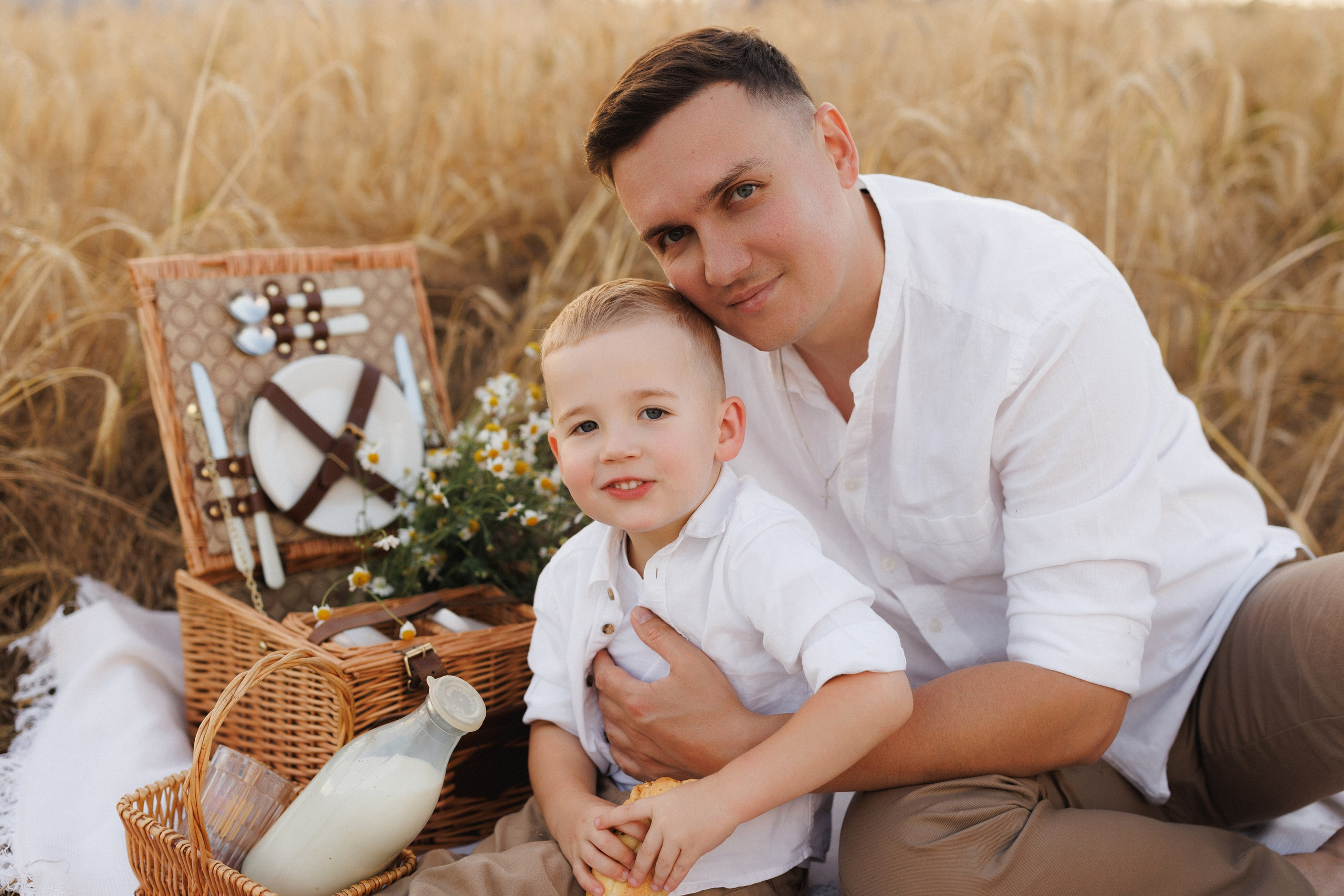 Пшеничное поле, семьи. Семейный и детский фотограф в Краснодаре Анна Трашкова