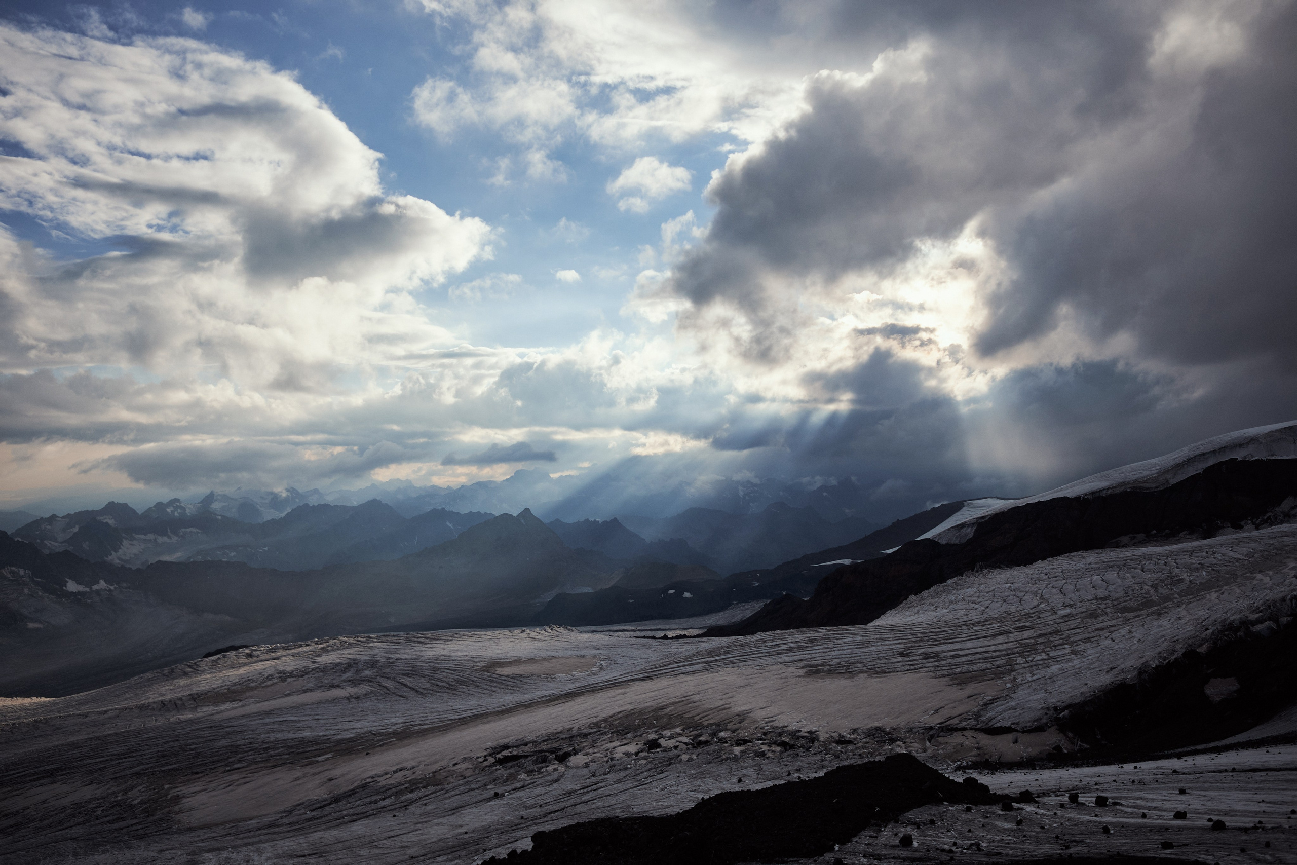 Эльбрус. Сентябрь 2024. Репортажный фотограф Дмитрий Литвинский. Минск, Беларусь, мир