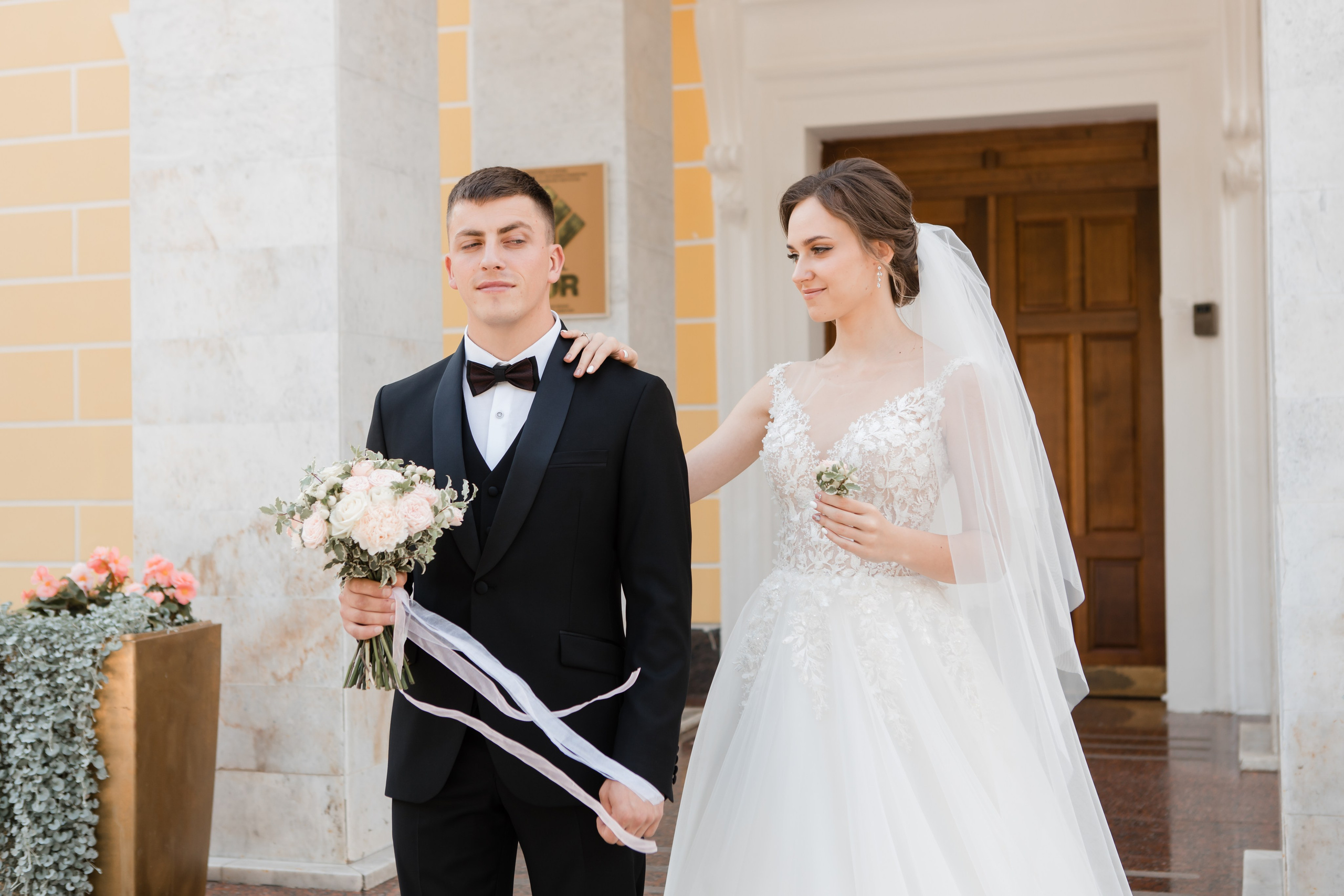 Свадебная фотосъемка Михаила и Ольги. День нашей свадьбы. Видеосъемка и фотосъемка свадеб. Фотограф и оператор на свадьбу. Видеосъемка подкастов, собственная видео-фотостудии. Предметная фотосъемка