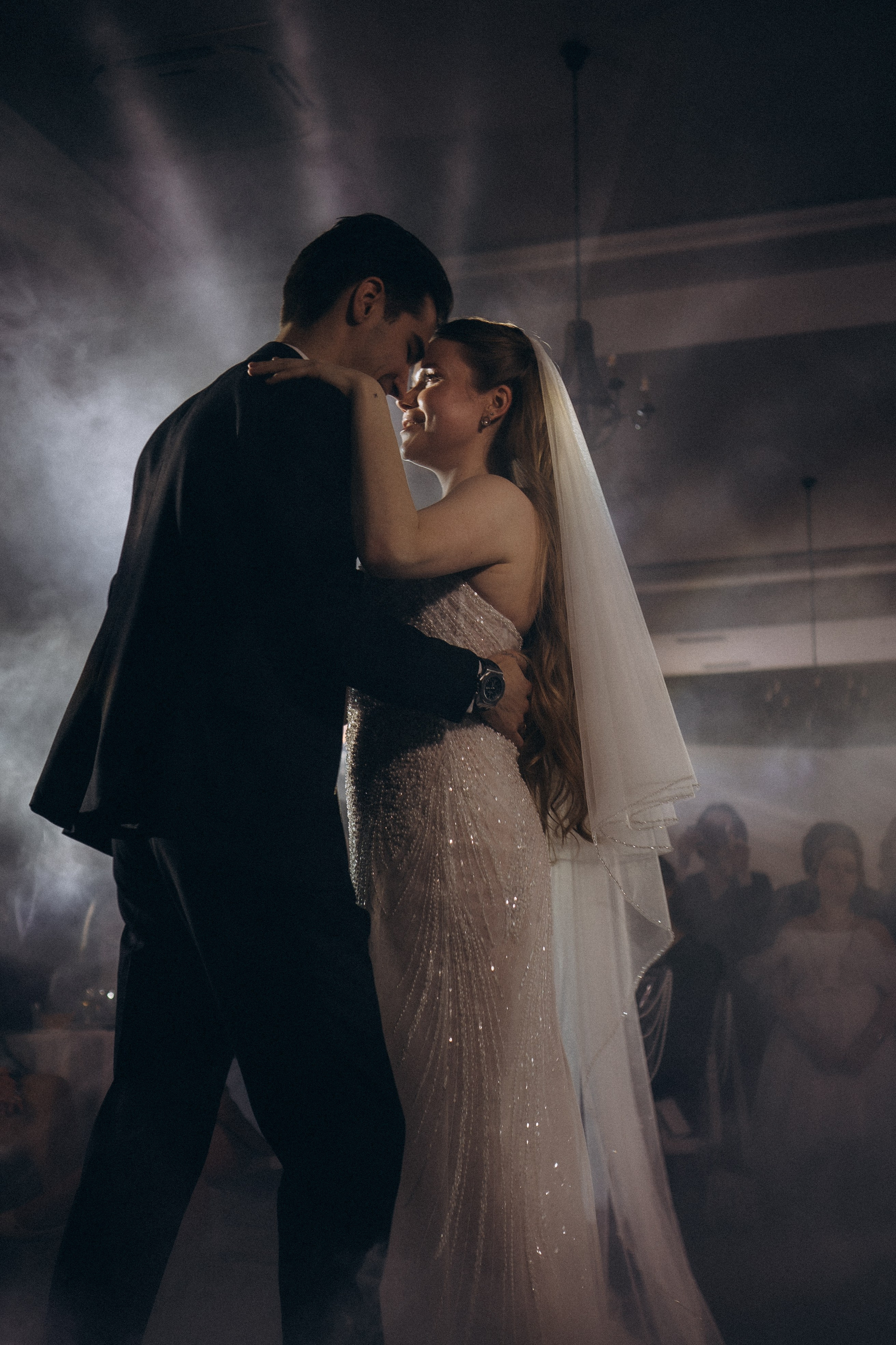 СВАДЕБНАЯ СЬЕМКА СБОРОВ В ОТЕЛЕ И ВЫЕЗД НА ЦЕРЕМОНИЮ (СНЯТО В СИБИРЕ В НИЖНЕВАРТОВСКЕ). Профессиональный фотограф, Санкт-Петербург — Виктория Богомолова