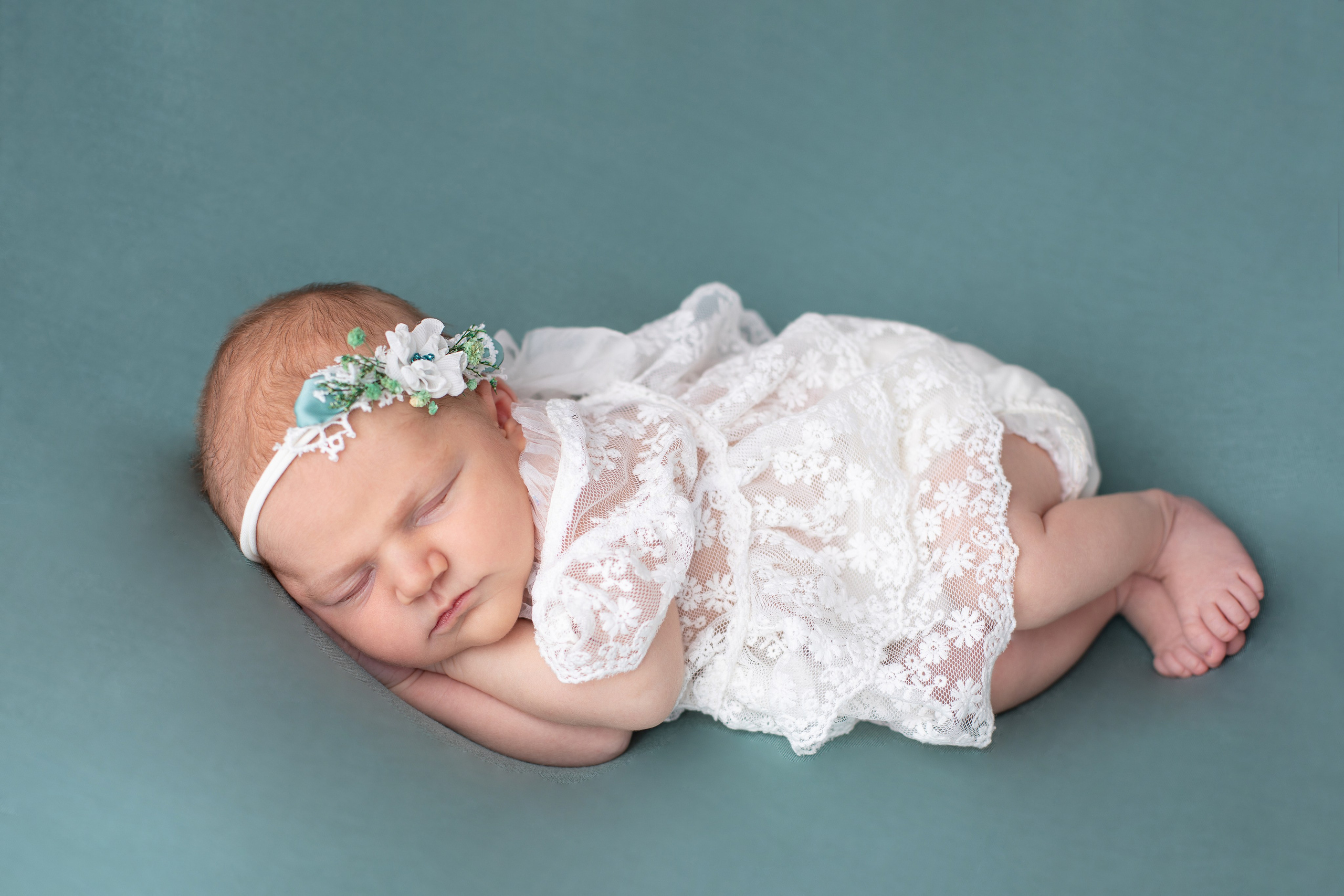 Newborn. Newborn photographer. Keski-Suomi (Central Finland)
