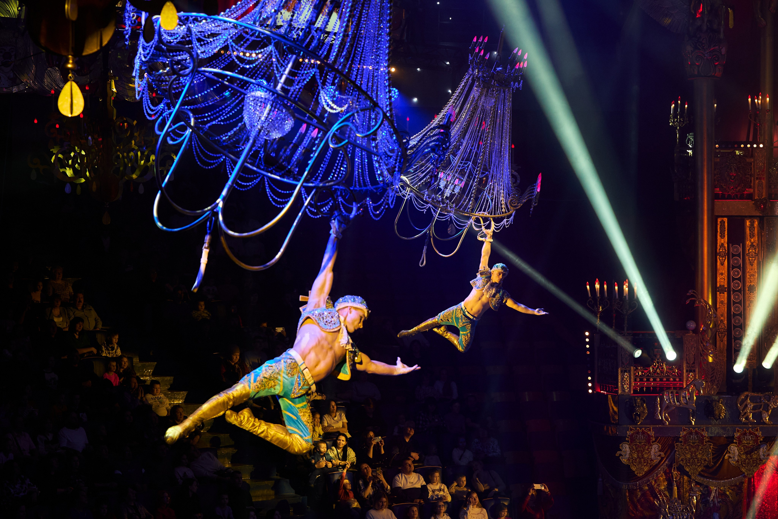 Королевский цирк Гии Эрадзе. Свадебный и семейный фотограф