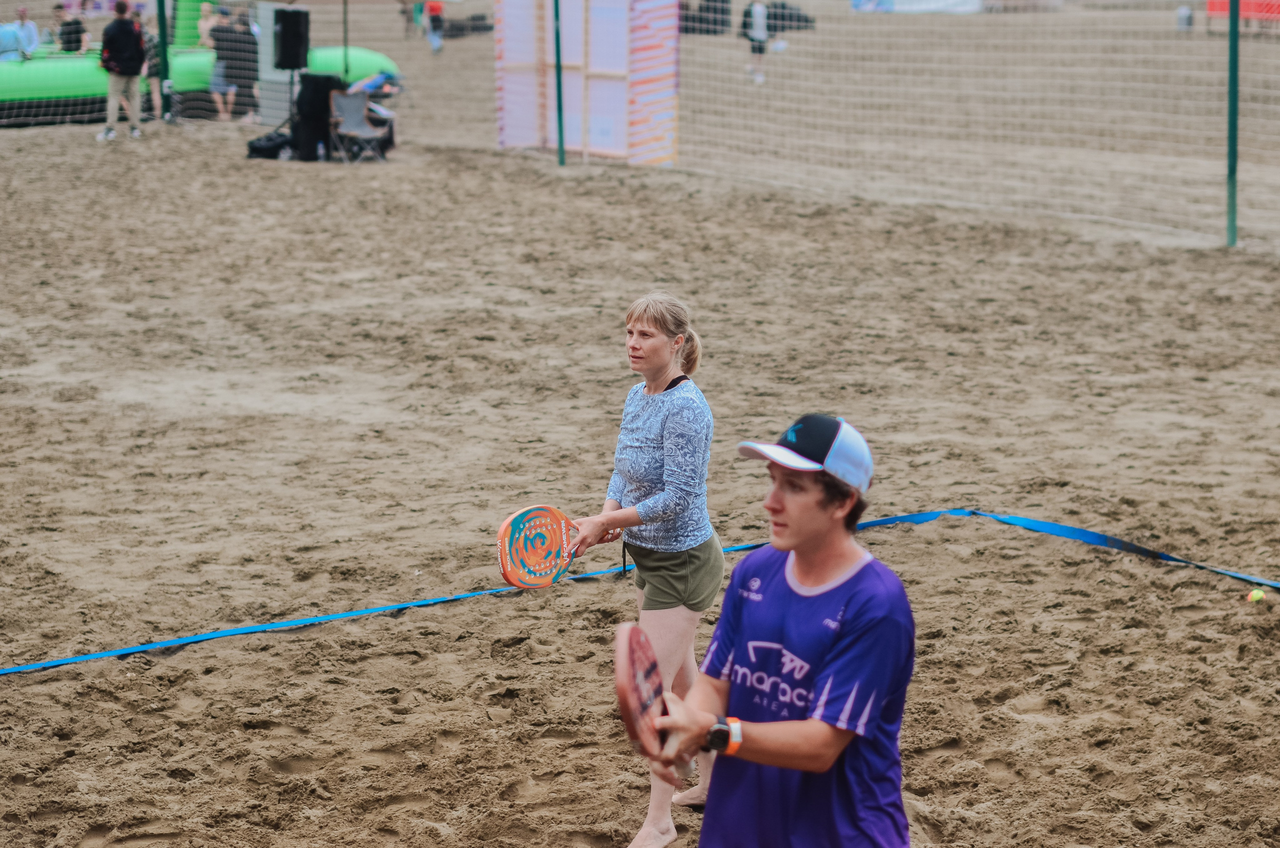 Фестиваль «Грань» 2025. Спортивная площадка. Денисова Аля — фотограф для парных съемок и индивидуальных историй в Барнауле