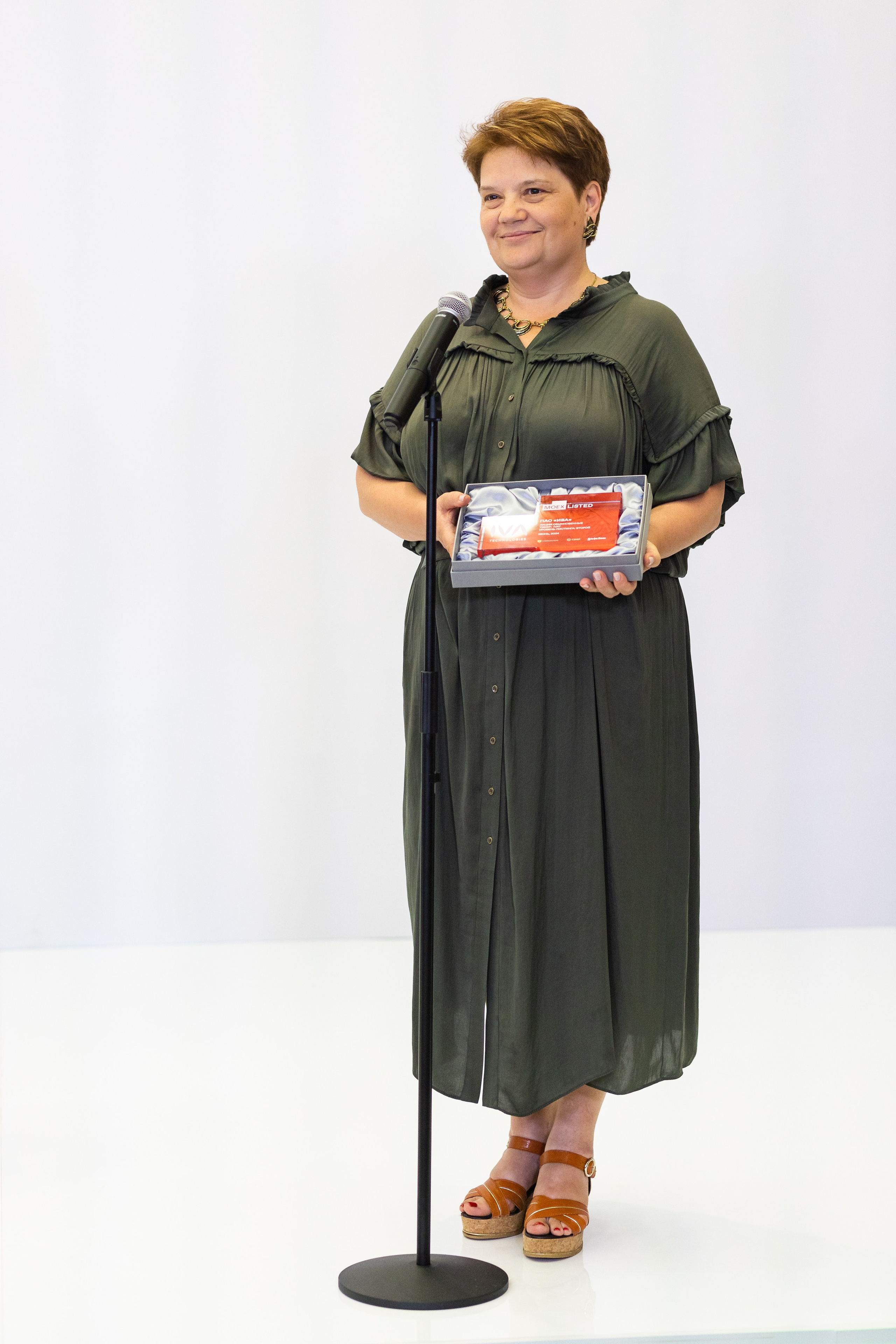 IVA на Московской бирже. Свадебный и портретный фотограф в Королёве Сергей Чихарев