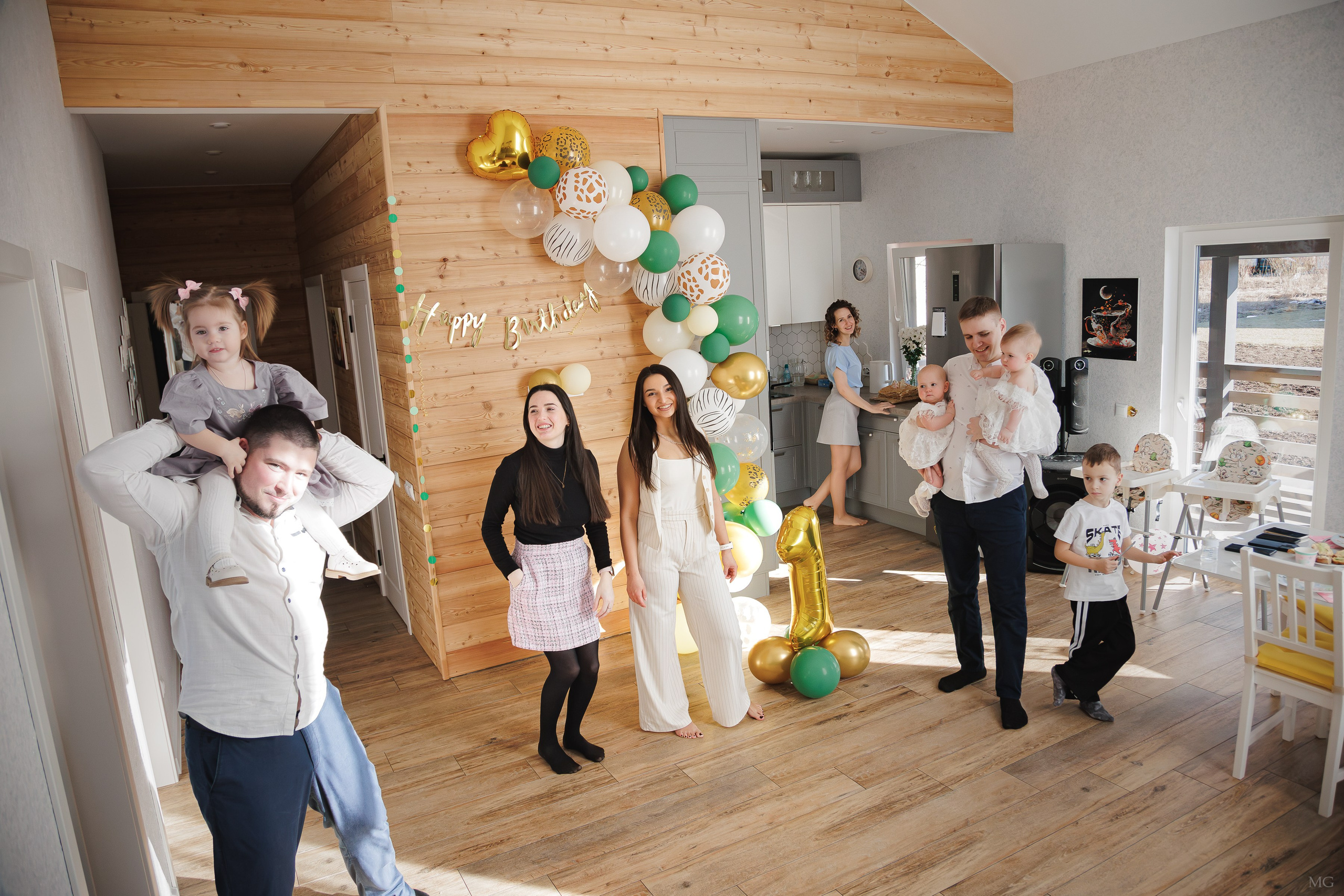 Годовасия. Маша Гонтарь Семейный домашний репортажный фотограф в Санкт-Петербурге