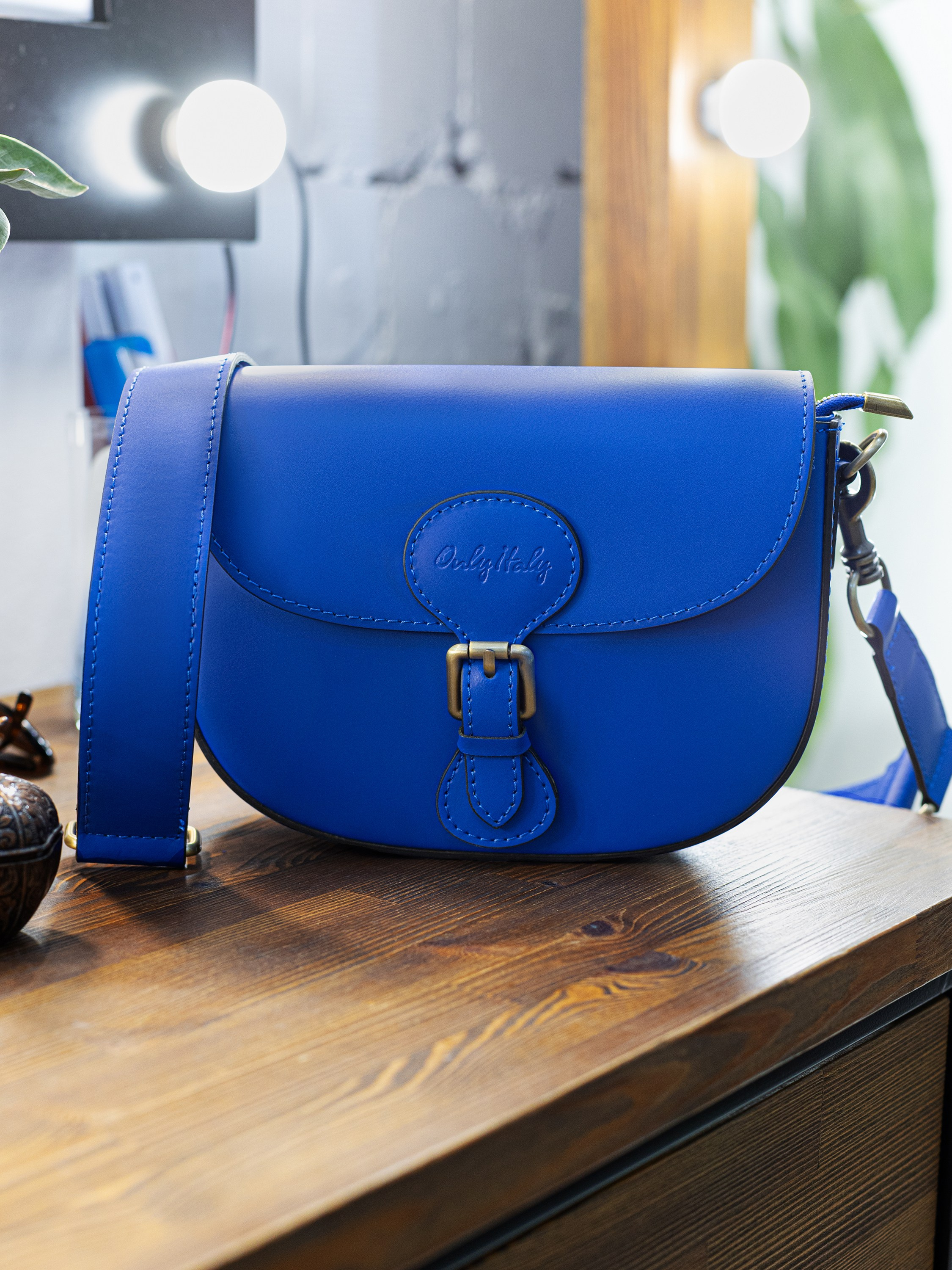 Предметная съёмка сумок для маркетплейсов. Предметный фотограф в Симферополе Антон Катунин