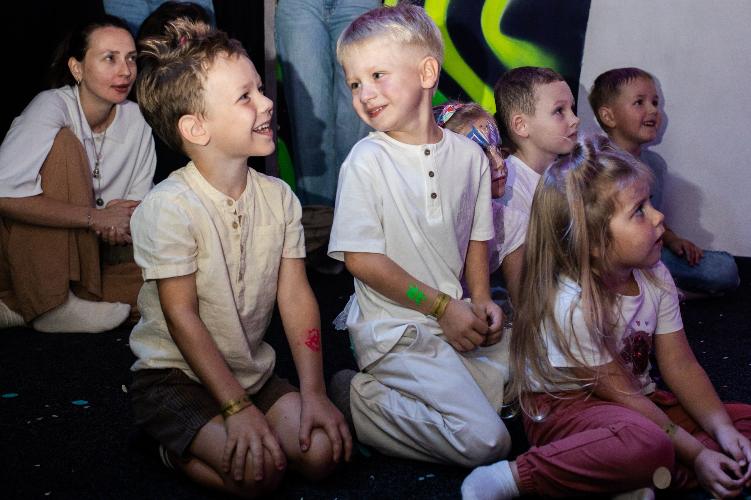 Марату 5. Фотографии с любовью