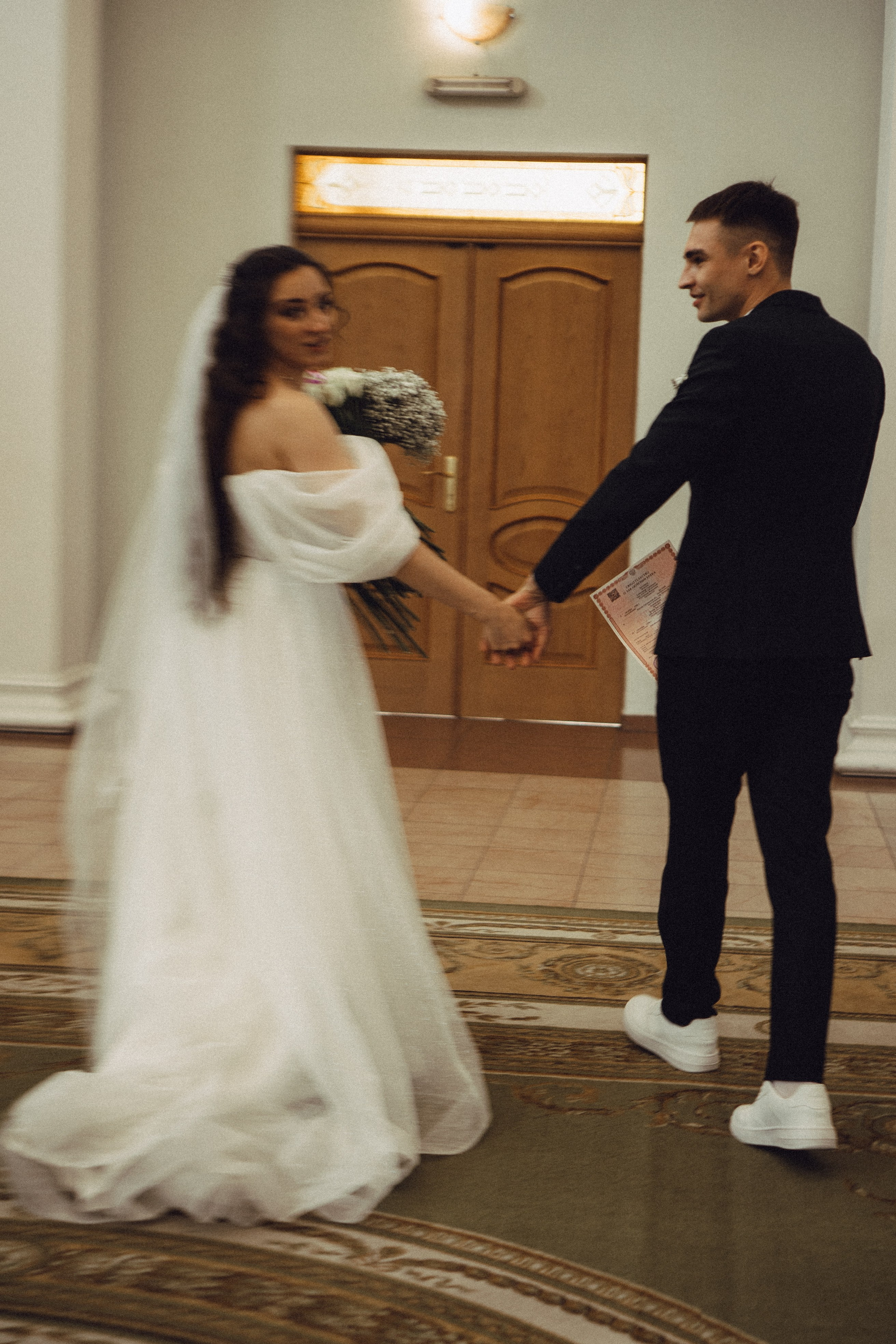 СВАДЕБНАЯ СЬЕМК В ПАРКЕ 300-ЛЕТИЯ. Профессиональный фотограф, Санкт-Петербург — Виктория Богомолова