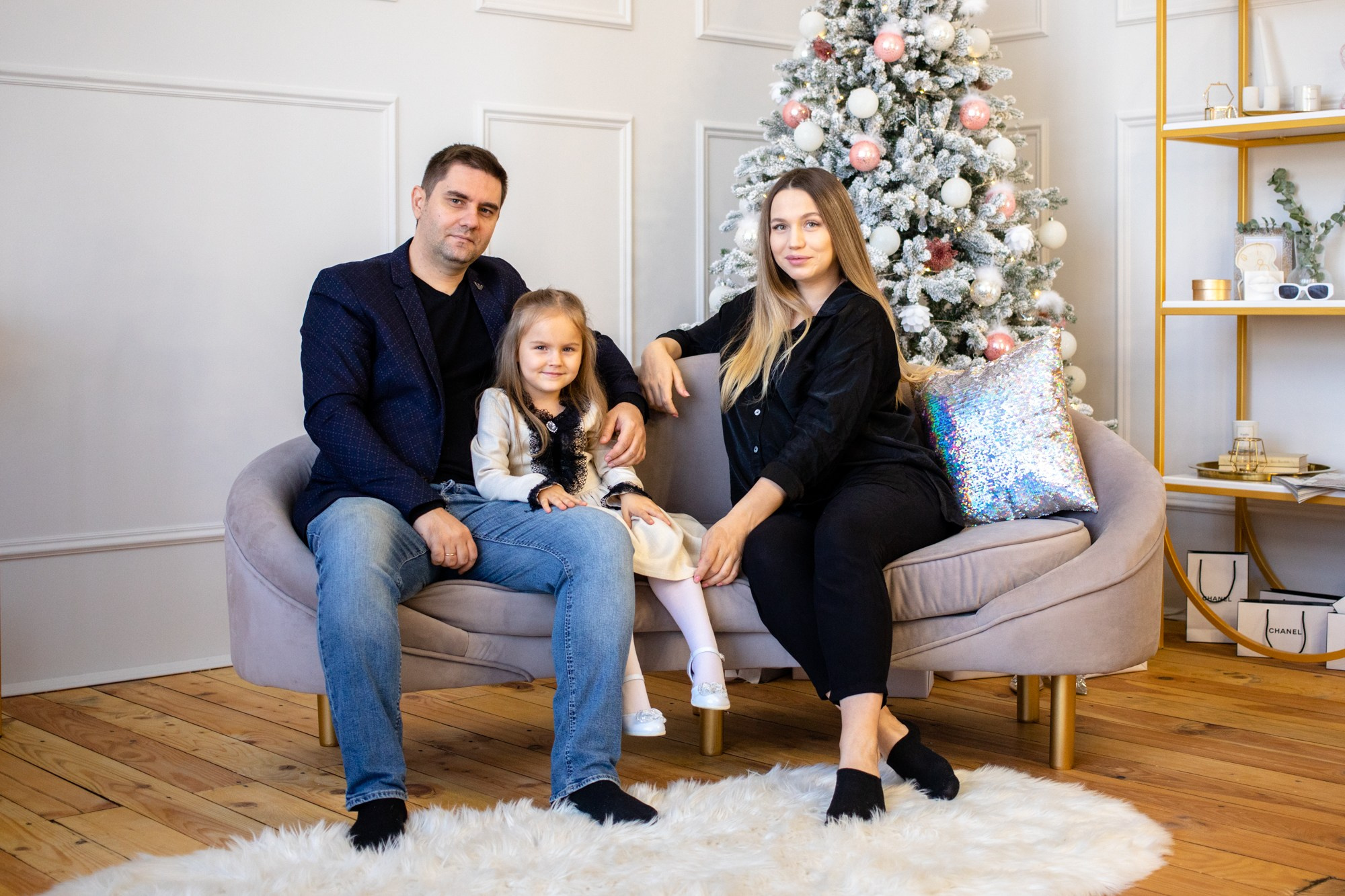 Семья на Новый Год. Репортажный, промышленный и маркетплейс-фотограф Дмитрий Чернат