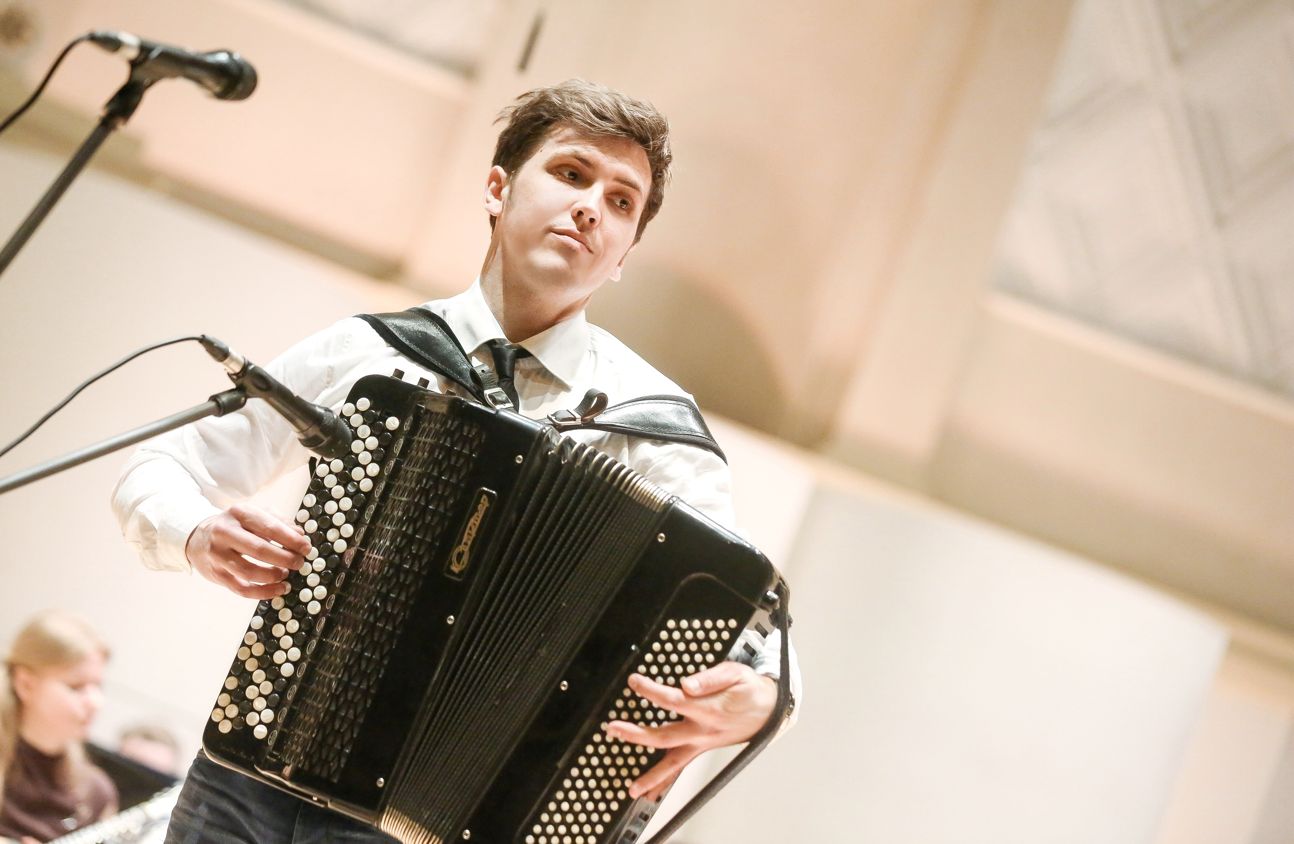 Концерт «Один виток вокруг планеты» ко Дню космонавтики. Дарья Письменюк / Darya Leitstern — фотограф, музыкант, журналист, путешественник