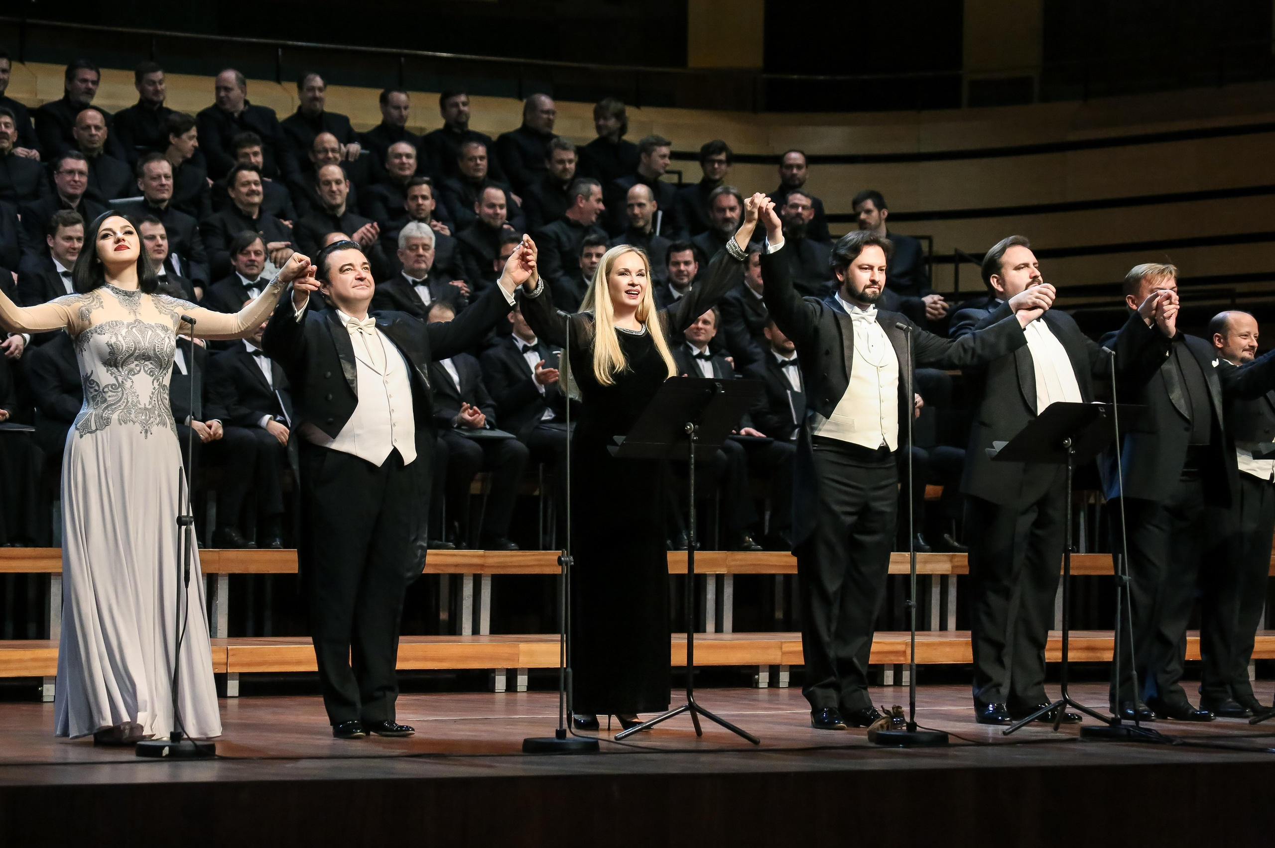 Концертное исполнение «Хованщины» в Будапеште. Дарья Письменюк / Darya Leitstern — фотограф, музыкант, журналист, путешественник