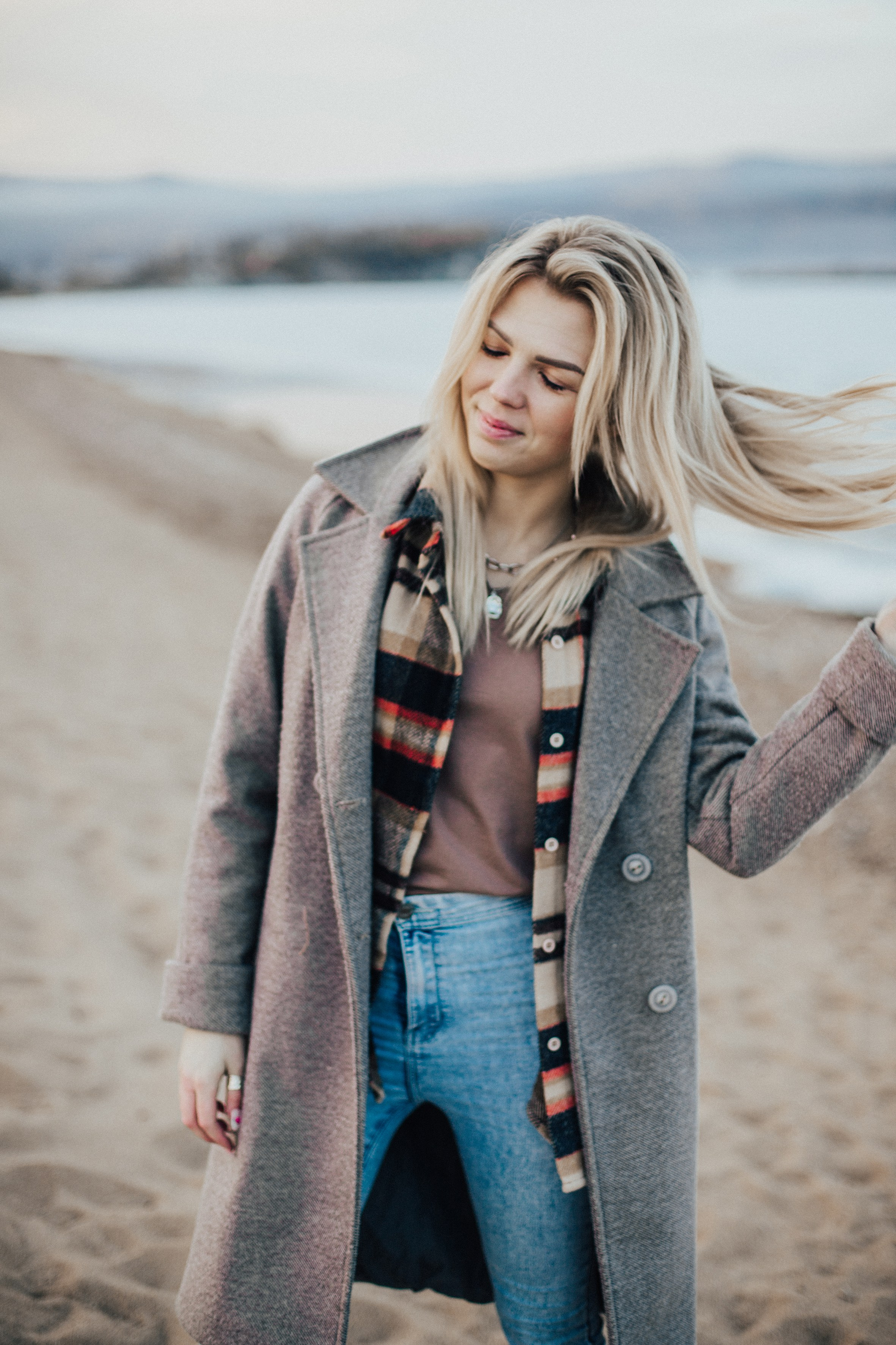 Алиса с мамой на Байкале. Фотограф Слюдянка Иркутск Наталья Кургина