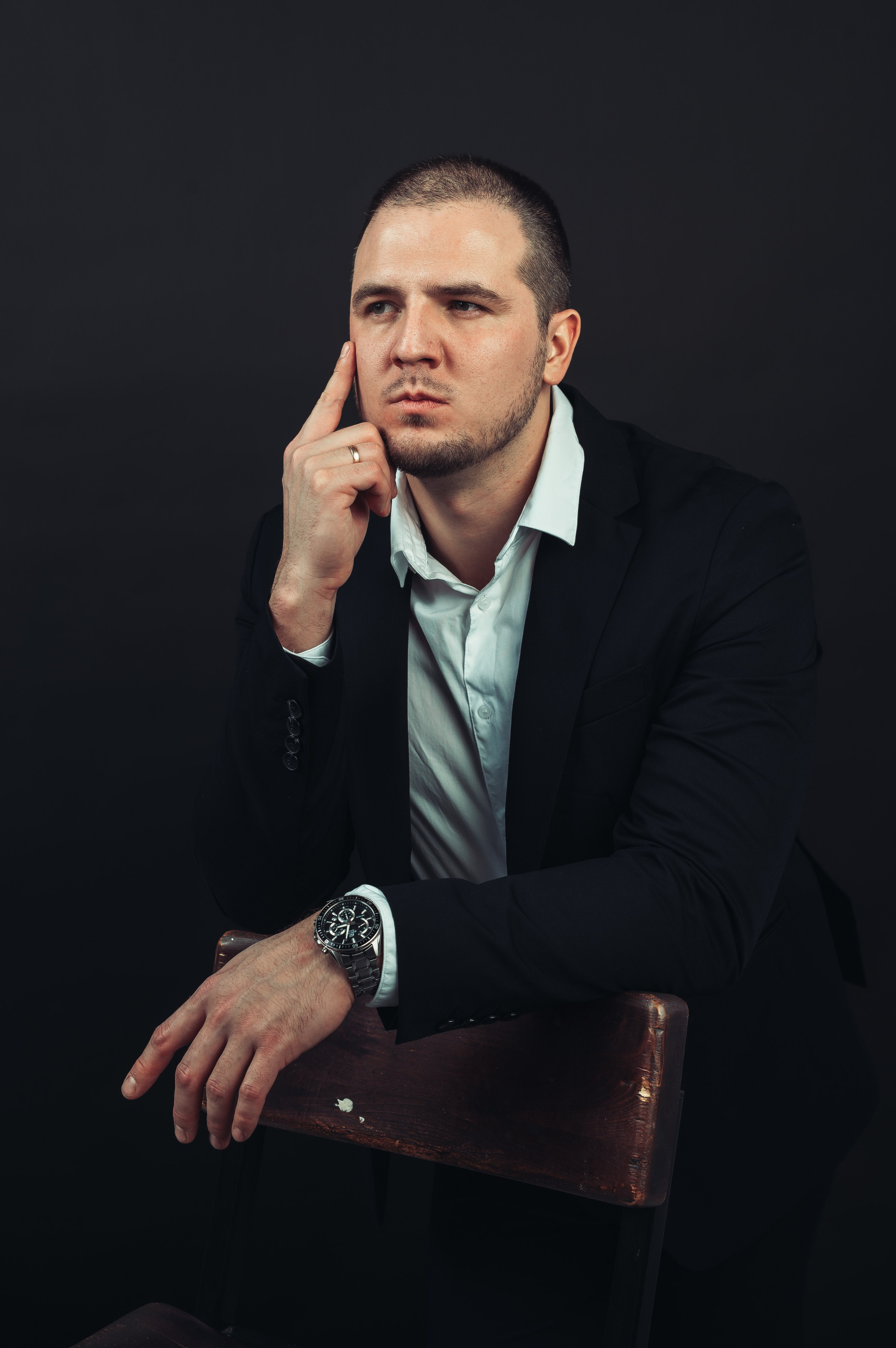 Никита Пустовалов — портретная съёмка. Иван Кубик — фотограф и видеограф