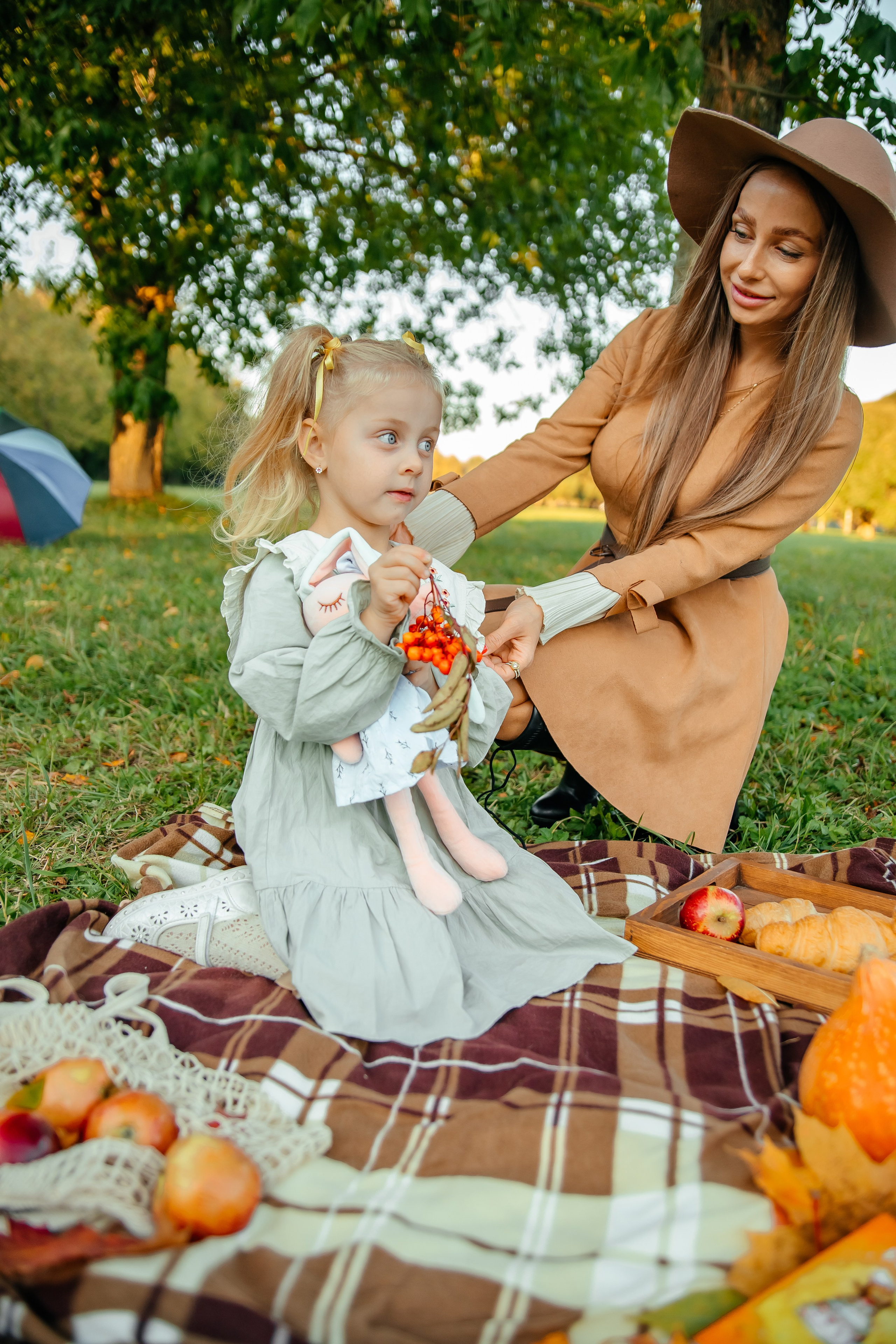 Фотопленэр в осеннем парке. Elena Sova — семейный и женский фотограф в Санкт-Петербурге