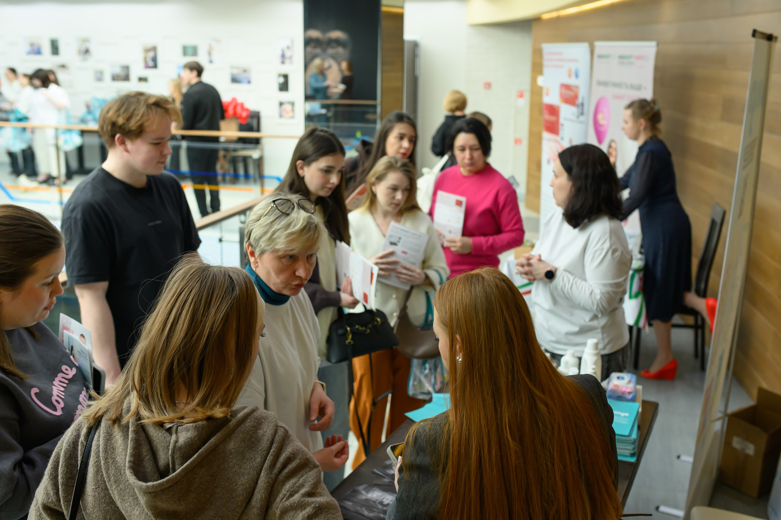 Фотоотчет праздника материнства февраль 2026 г. Профессиональный фотограф Елена Красилина г.Ярославль, г. Рыбинск