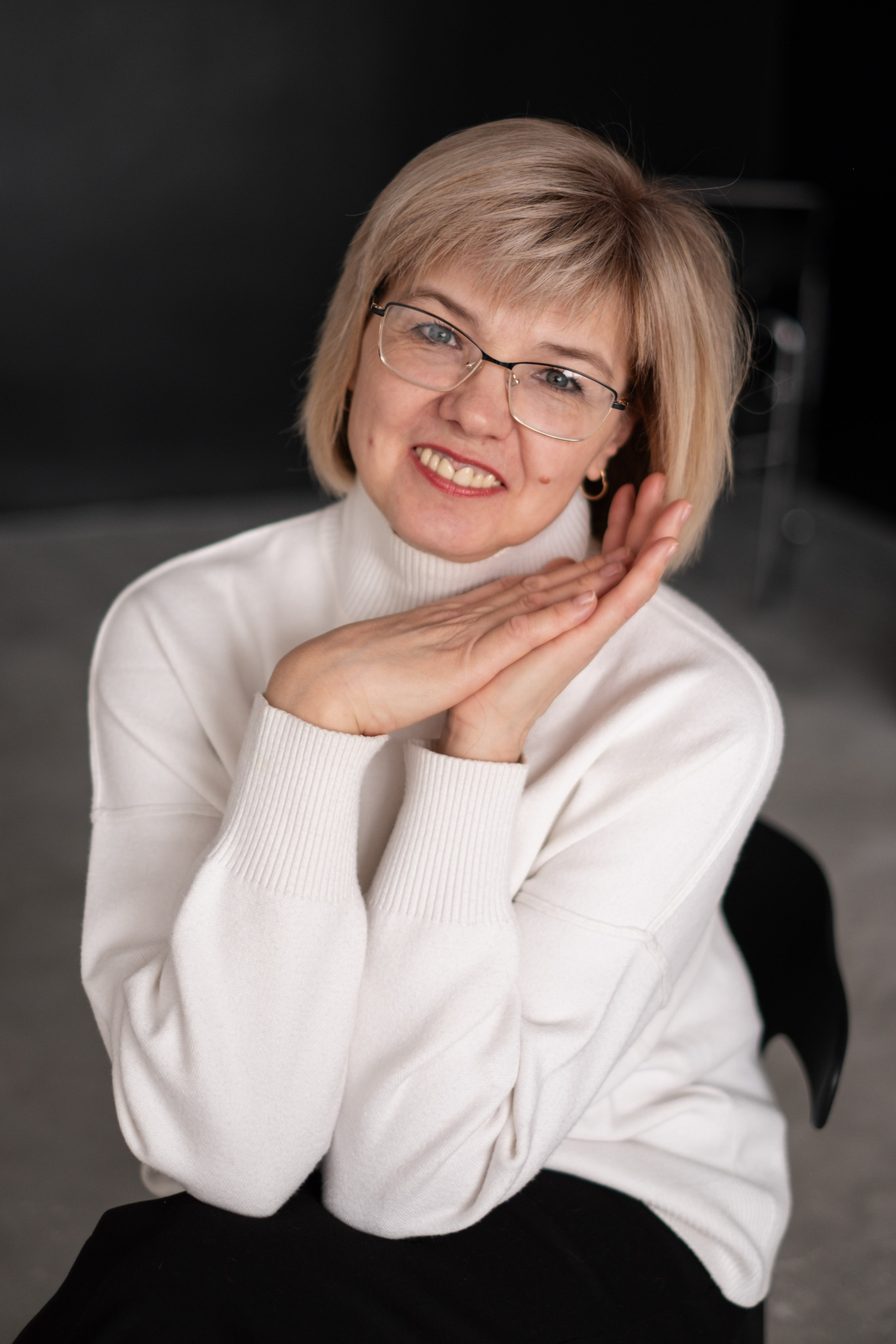 Наталья и Оля | мама и дочь в студии. Фотограф в Новосибирске Диана Ильиных