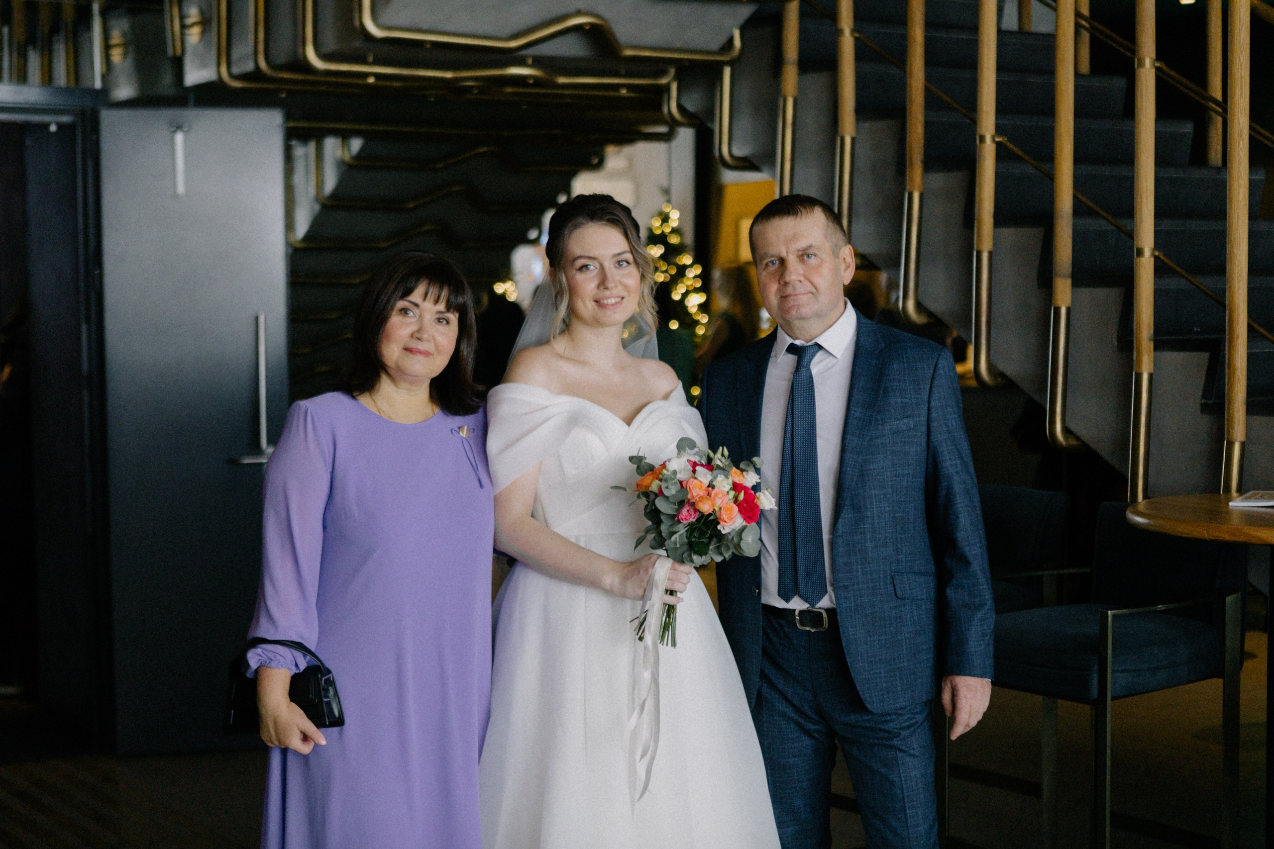 Ксюша и Илья. Утро в отеле роспись в Birds. Свадебный и портретный фотограф в Москве Анастасия Масюк