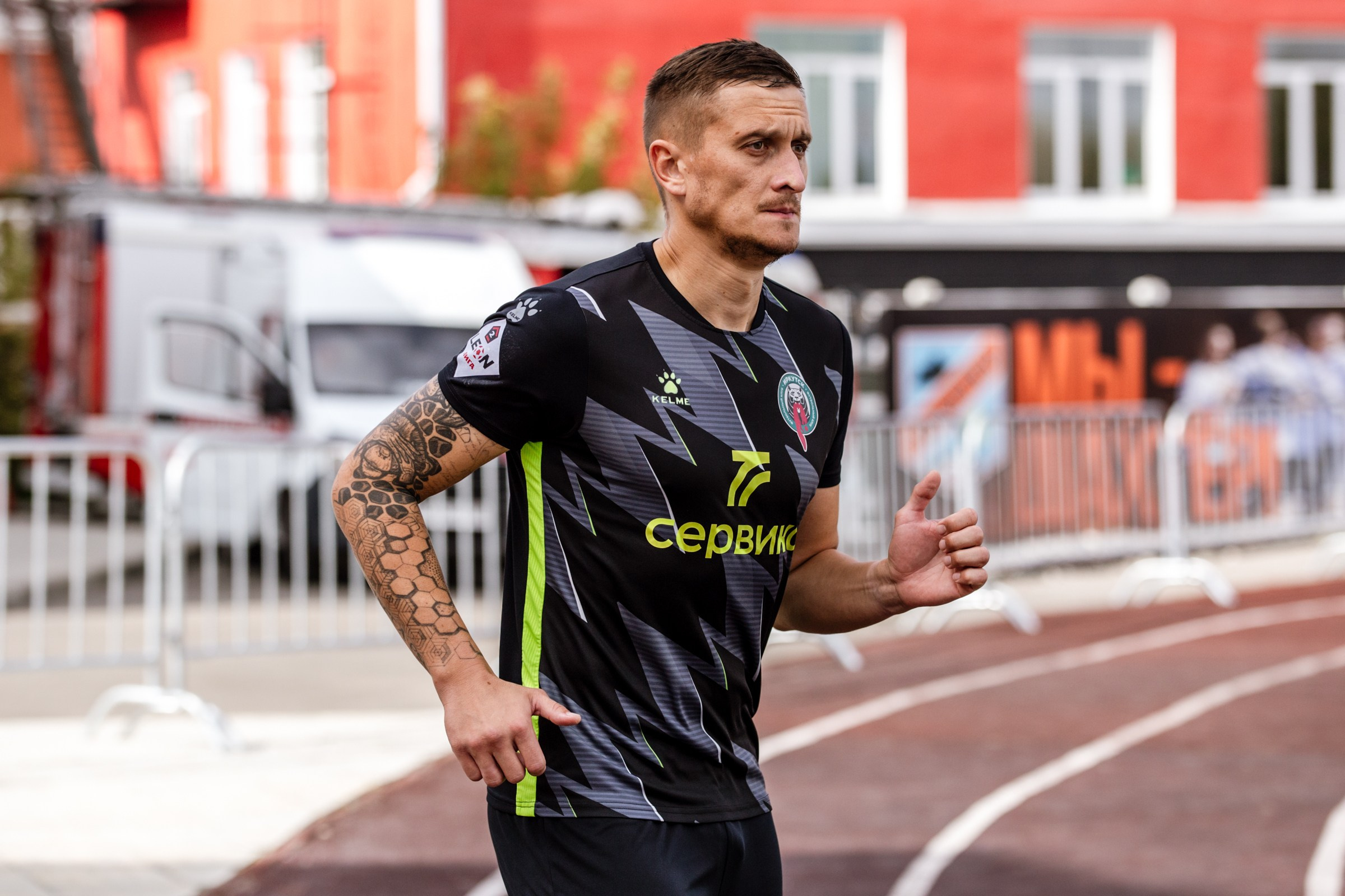 Первенство России по футболу LEON-Вторая лига Б | ФК Иркутск — Космос (Долгопрудный) | 14.09.25. Фотограф в Иркутске Евгения Айвазова