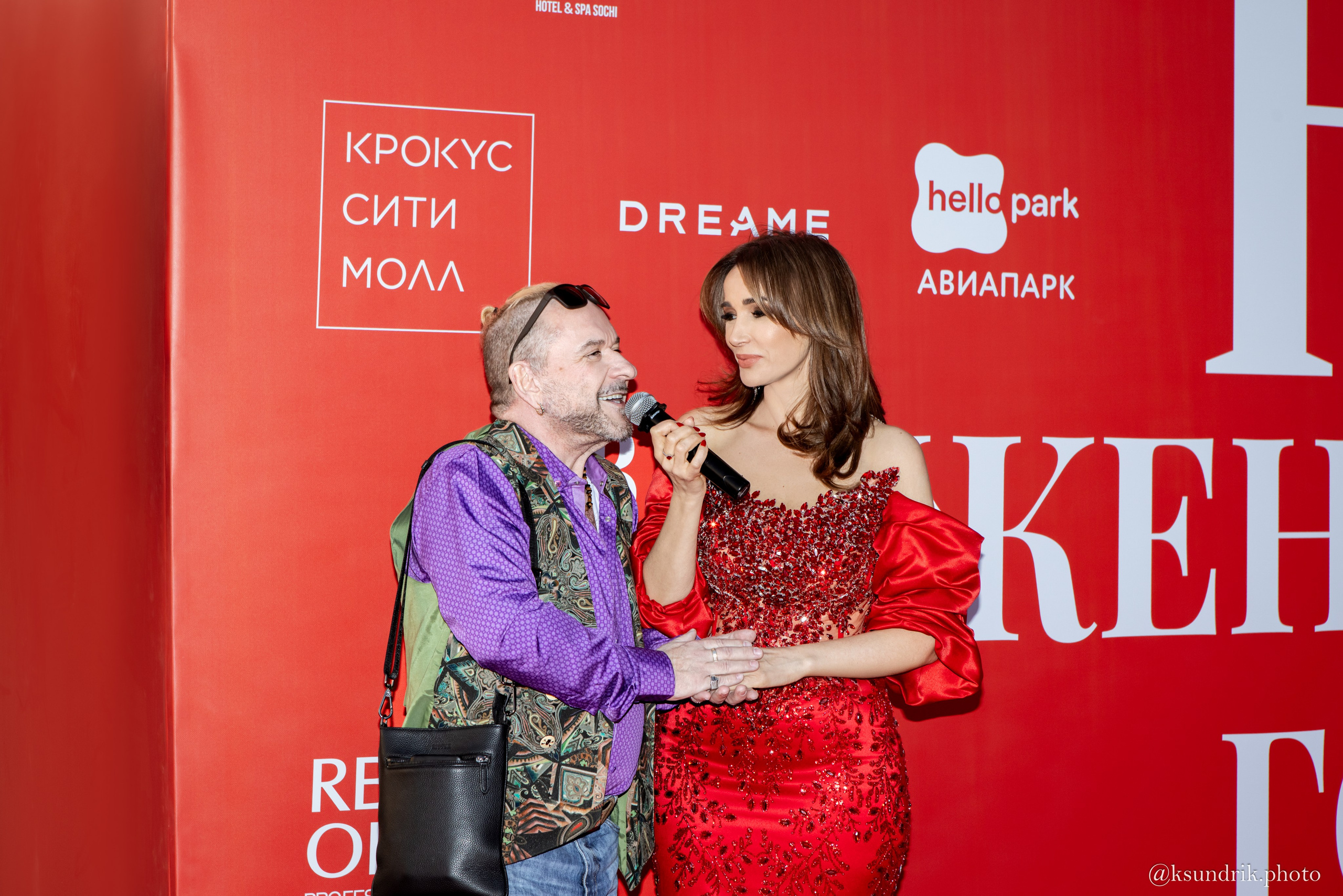 Премия FB Женщина года 2025. Свадебный и семейный фотограф в Москве и Московской области Оксана Шлыкова