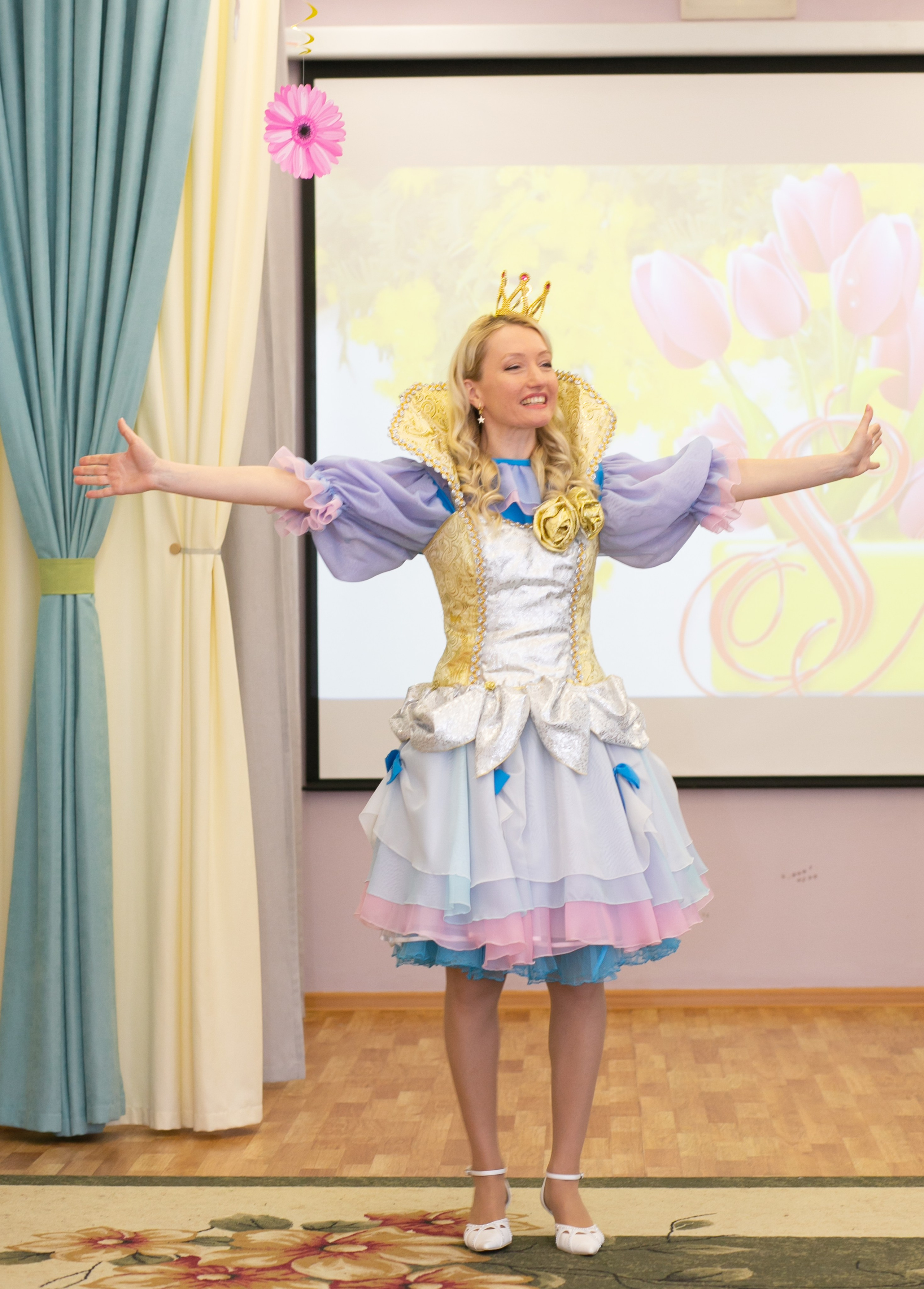 Выпускные и Утренники. Фотограф новорожденных и семейный фотограф НСО г. Бердск Марина Львова