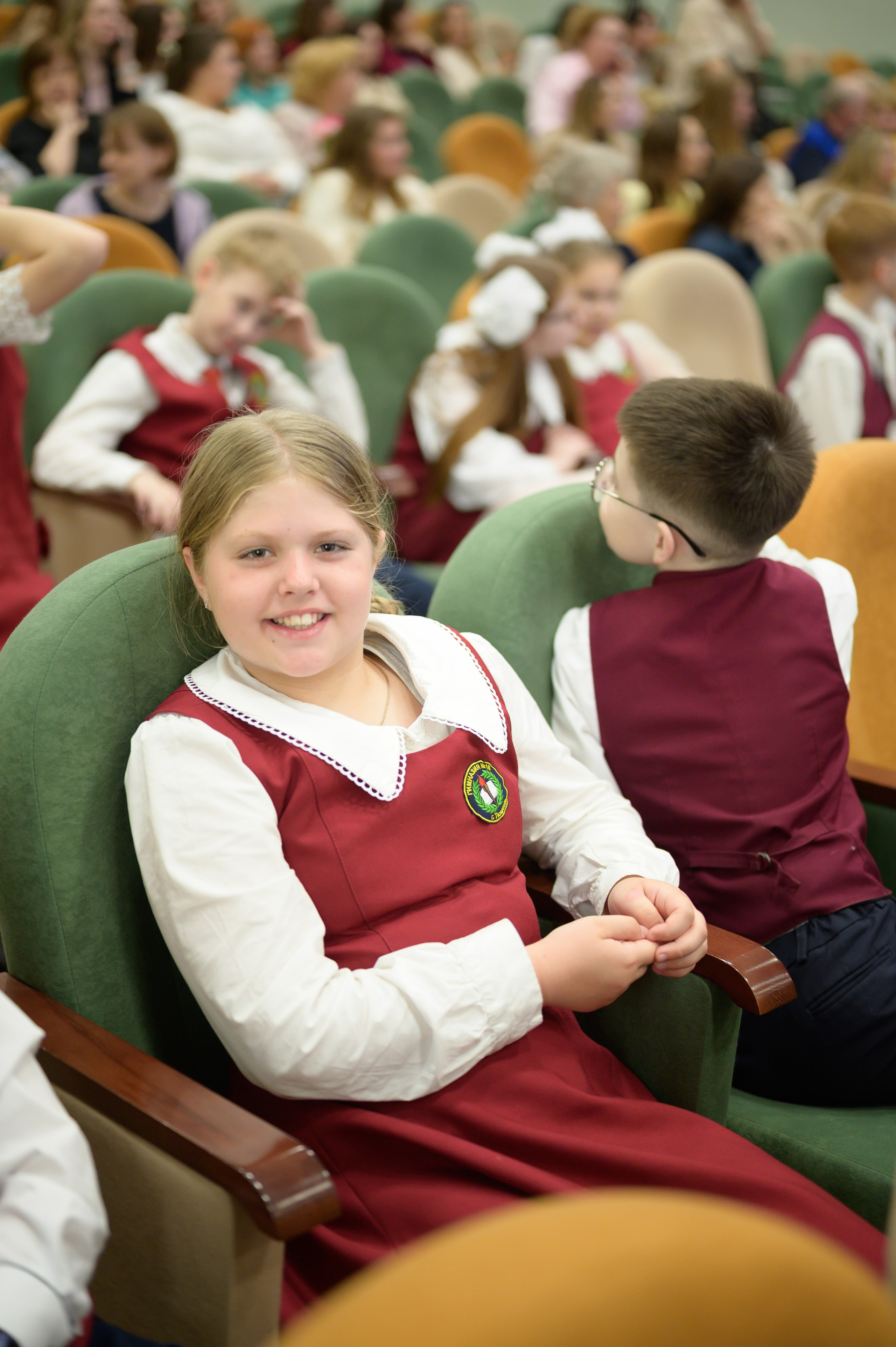 Выпускной 4Б гимназия № 16. Фотограф новорожденных, семейный детский в Тюмени Татьяна Морозова