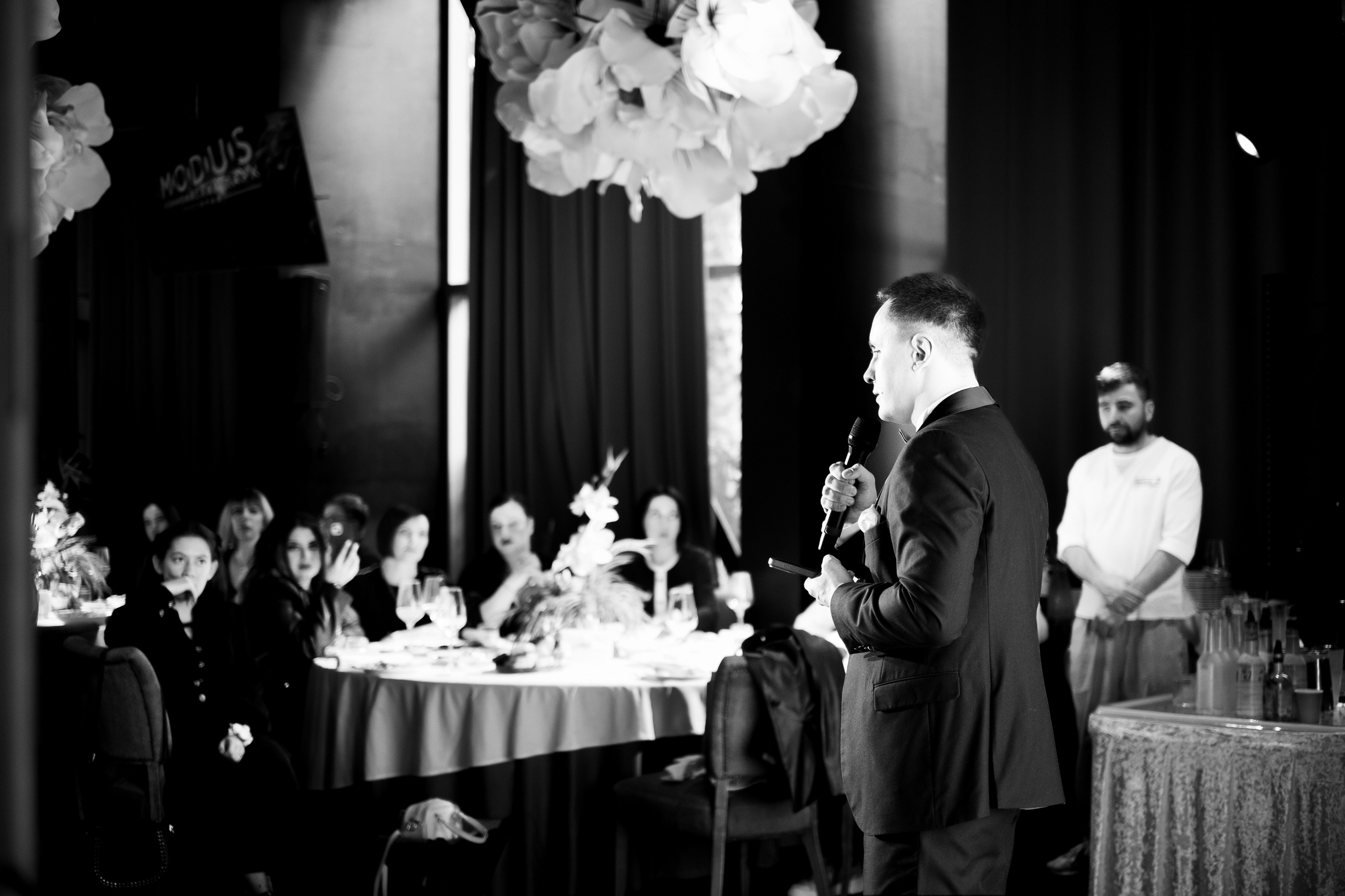 Корпоратив в Сириусу (Адлер) 10 лет компании. Свадебный фотограф Денис Ожигин в Краснодаре и крае. Эмоциональная и стильная съемка вашего дня