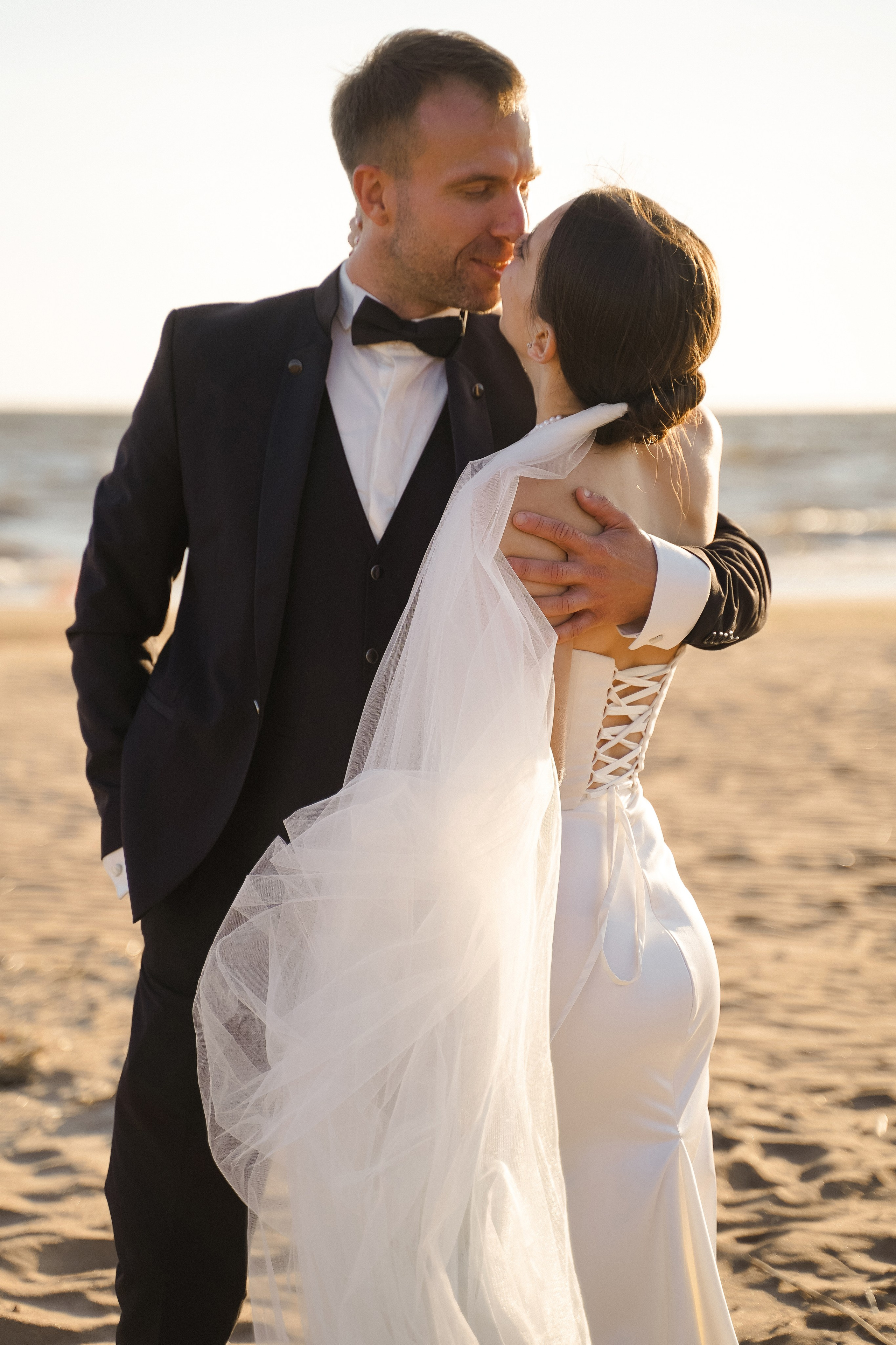 Свадьба на заливе в атлантисе. Свадебный фотограф организатор в Санкт-Петербурге Ассоль Опарина