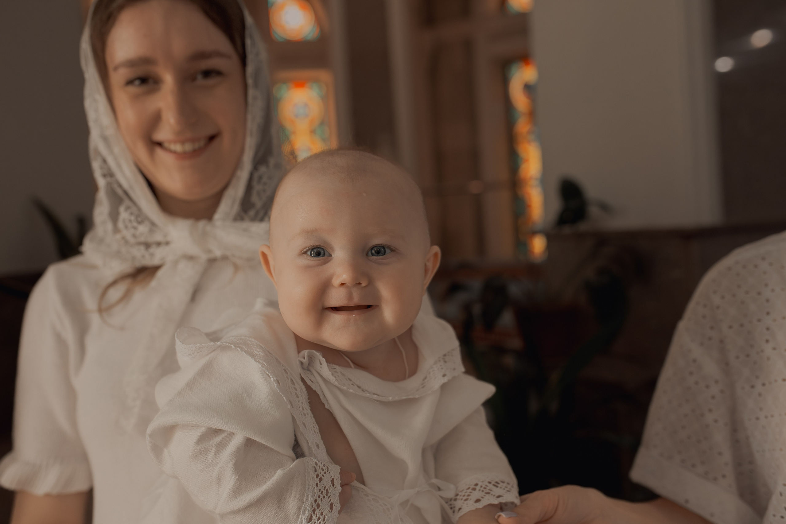 Крещение Валерии. Фотограф на Крещение и Венчание в Ташкенте