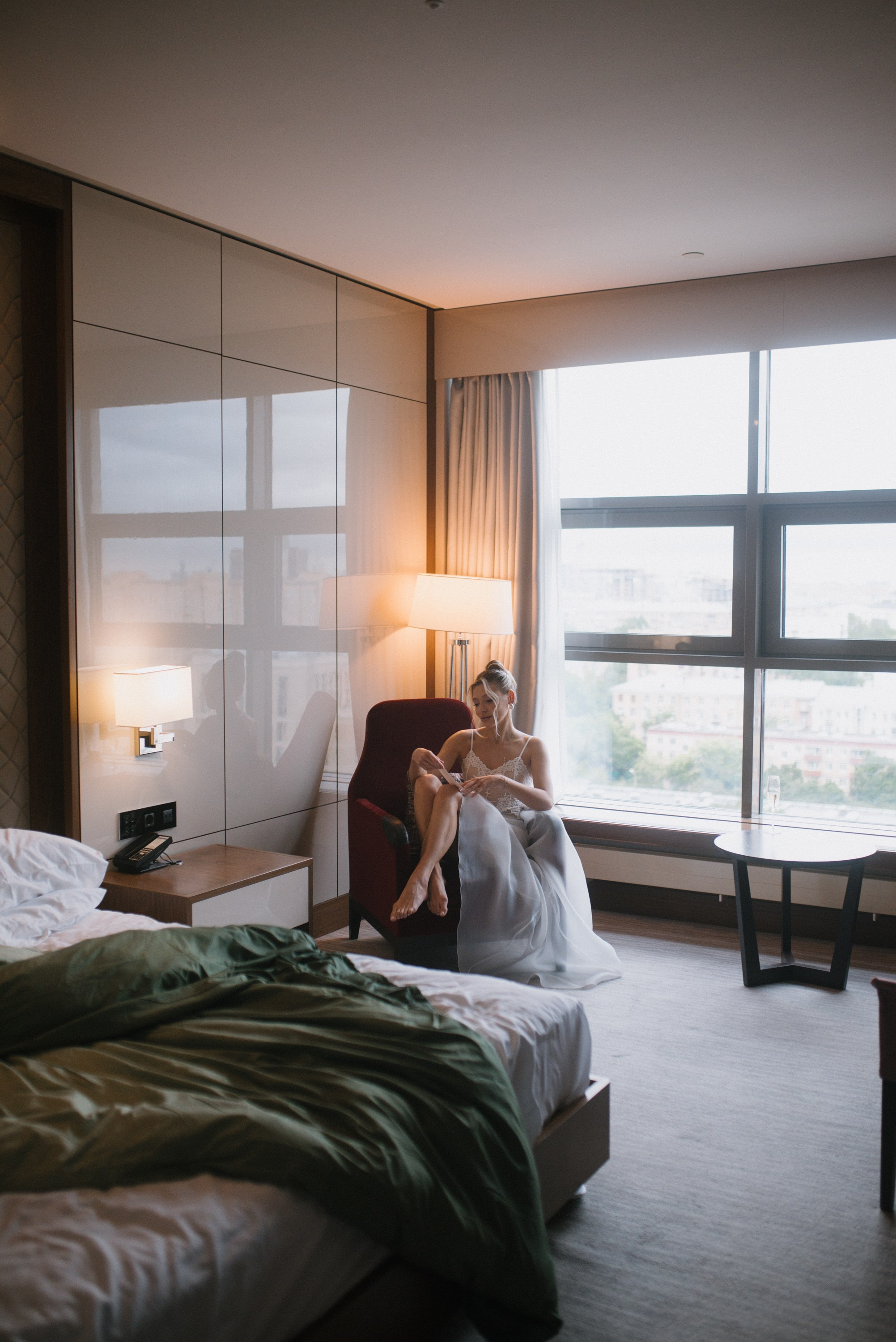 Александр & Ирина (отель/роспись). Свадебный, семейный, женский фотограф в Москве, Мытищах, Королёве Ксения Узилле