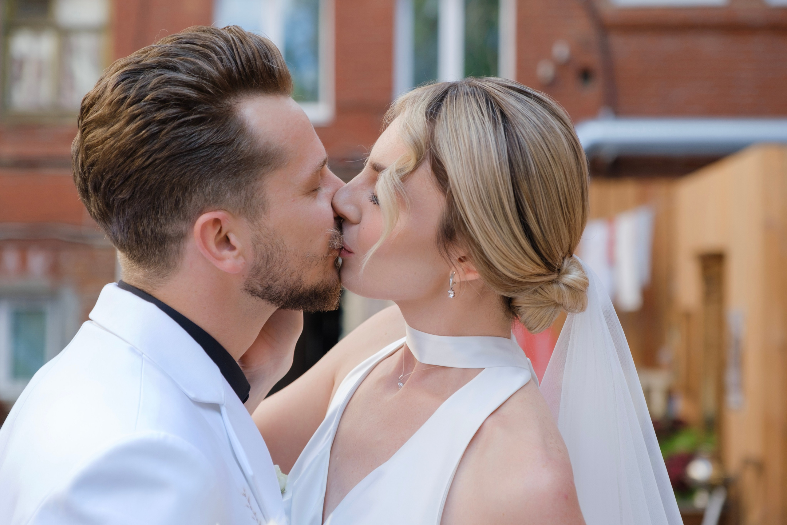 Alexander Alina. Wedding photographer