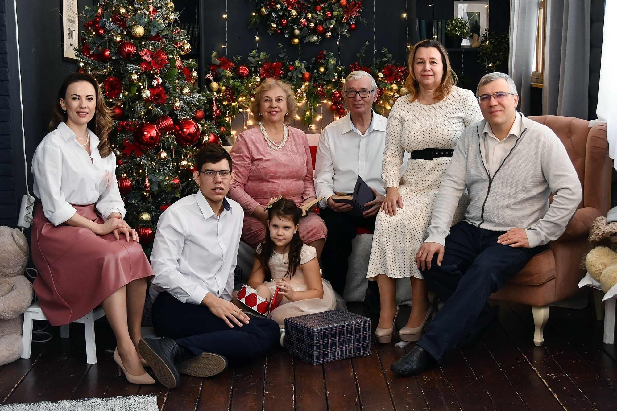 В студии. Семья. Репортажный и детский фотограф в Новосибирске