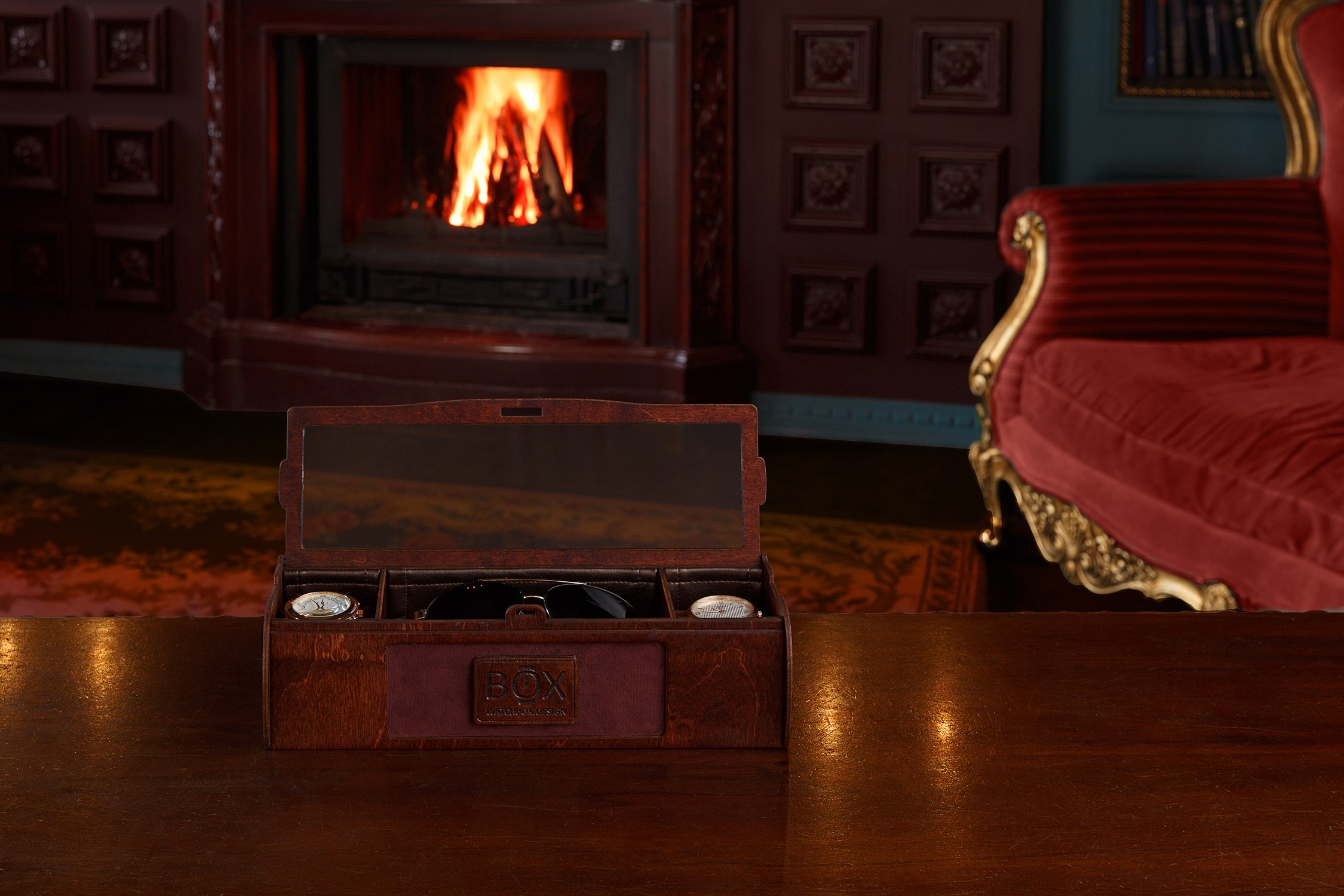 Фотосъемка боксов для часов в интерьере для соцсетей и маркетплейсов. Профессиональный фотограф в Санкт-Петербурге. Сергей Пушкин