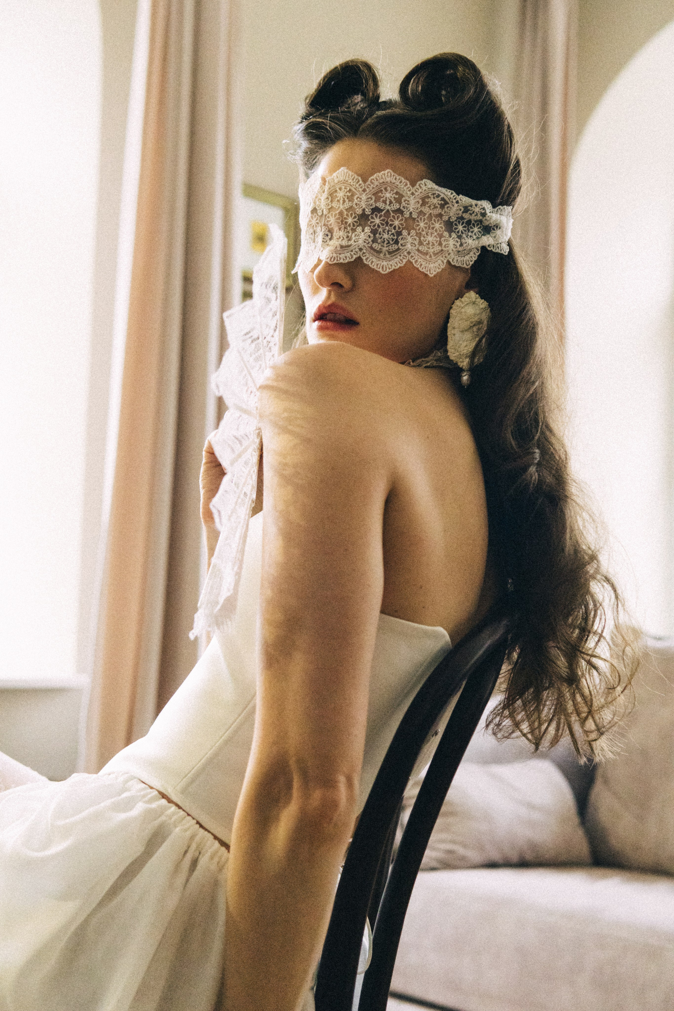 Fiancée Alisa. Я — Алёна и я фотографирую красиво (е)