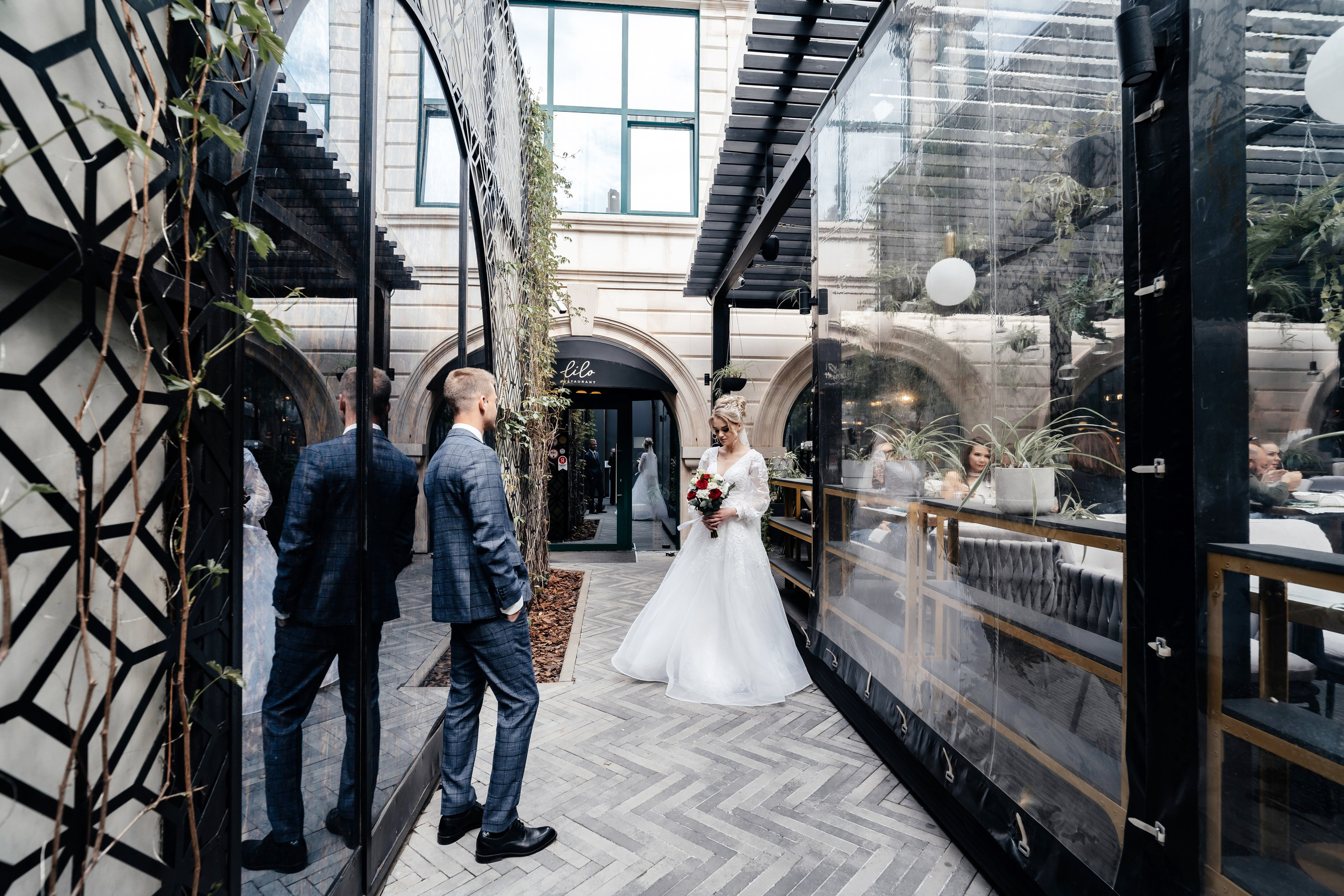 Свадебная фотосессия в отеле Арка