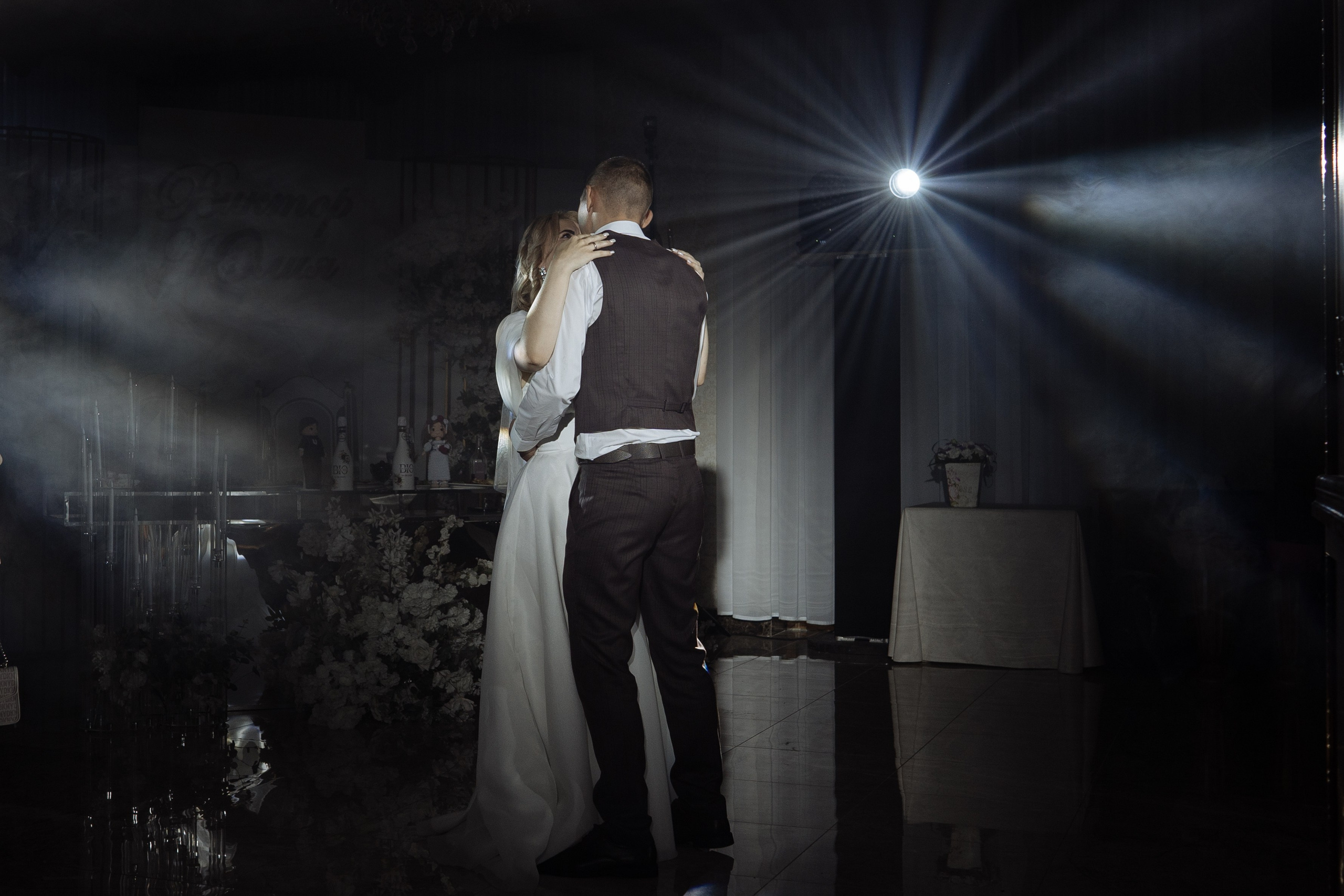 Виктор и Юлия