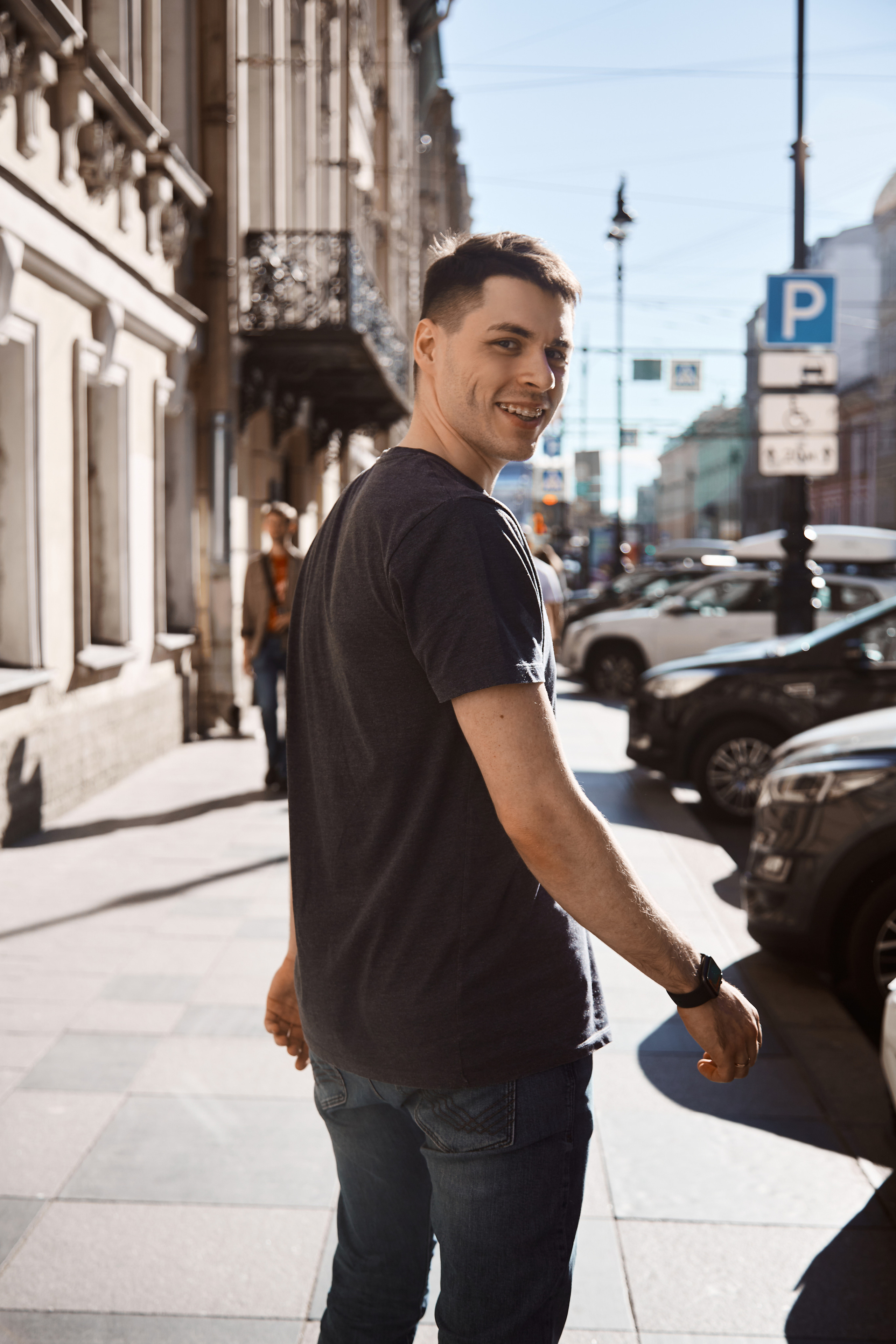 Портретный фотограф, свадебный фотограф, студийный фотограф, фотосессия Love Story, концертный фотограф, репортажный фотограф, коммерческий фотограф, фешн фотограф, международный фотограф, предметный фотограф