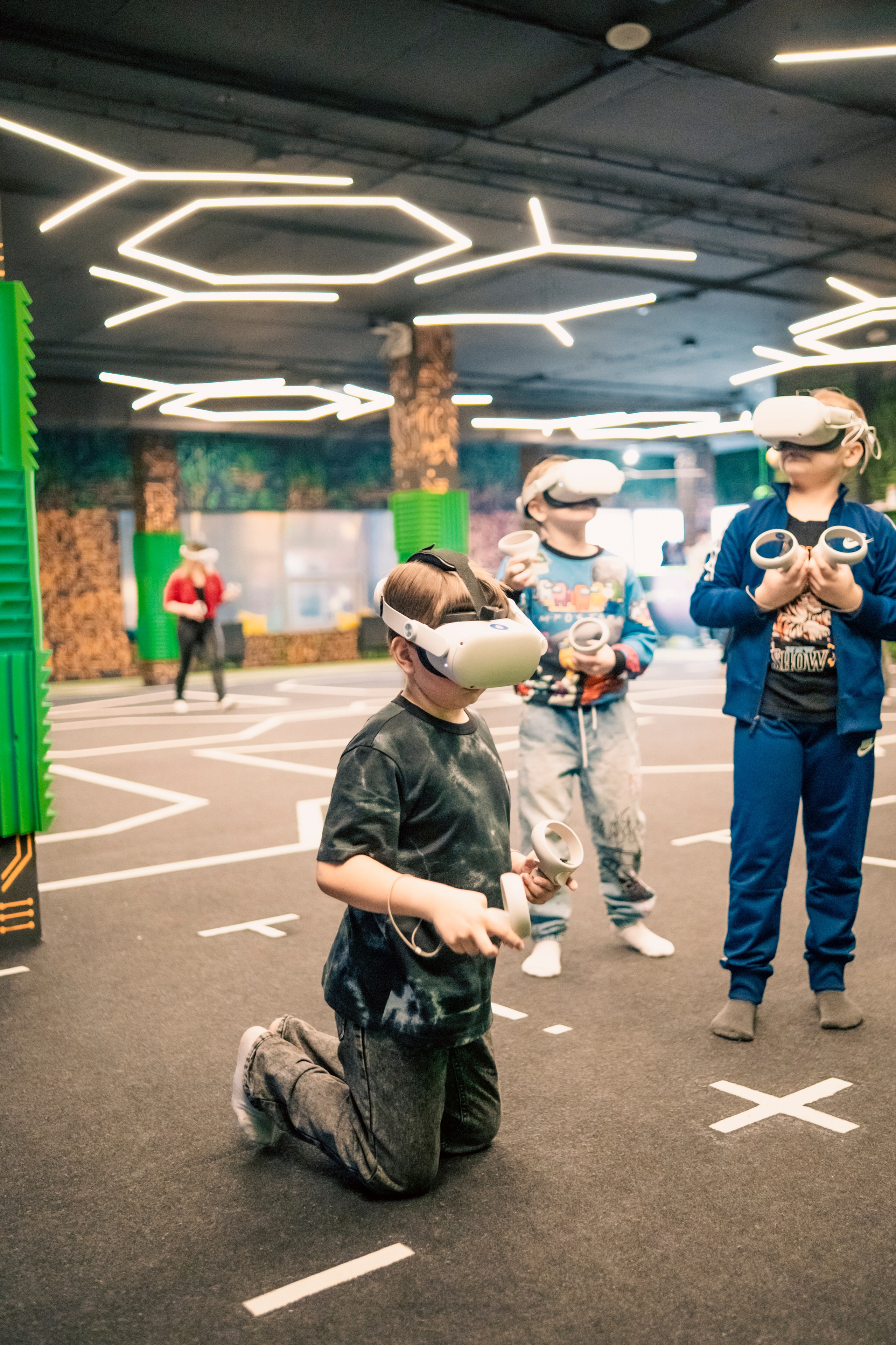 VR April-May. Felixtones