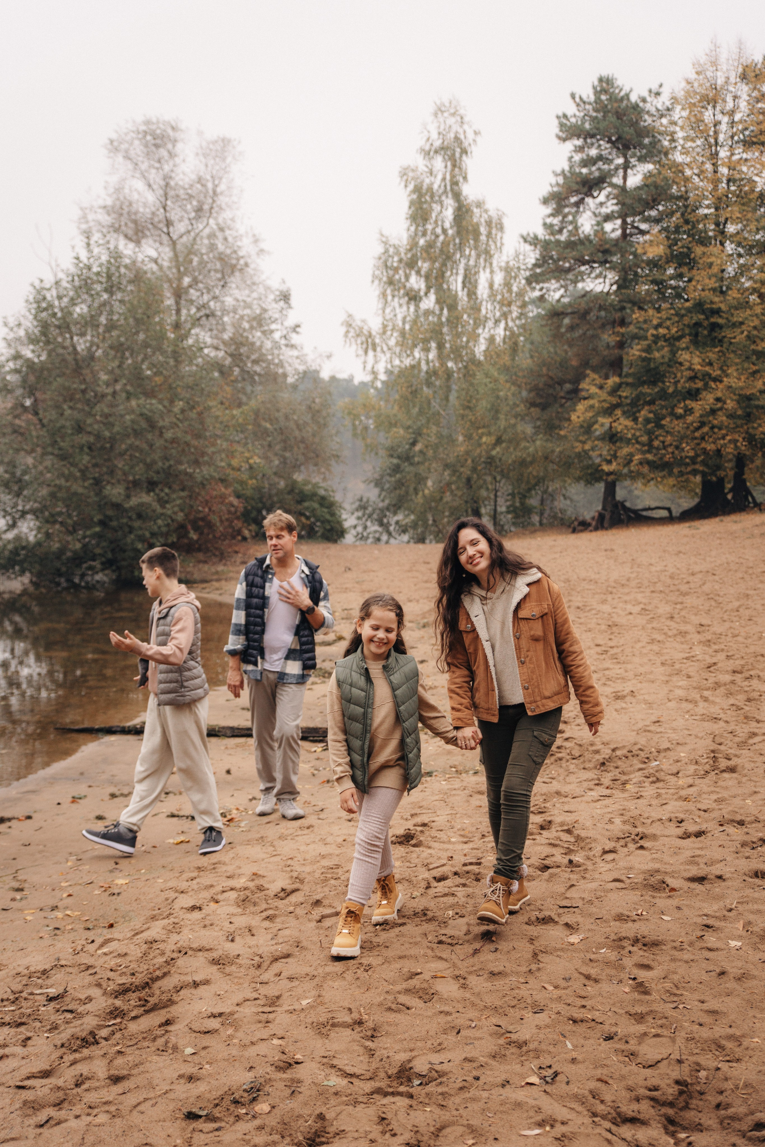 Алина, Саша, Андрей и Полина. Семейный фотограф В Москве Александра Дейкун