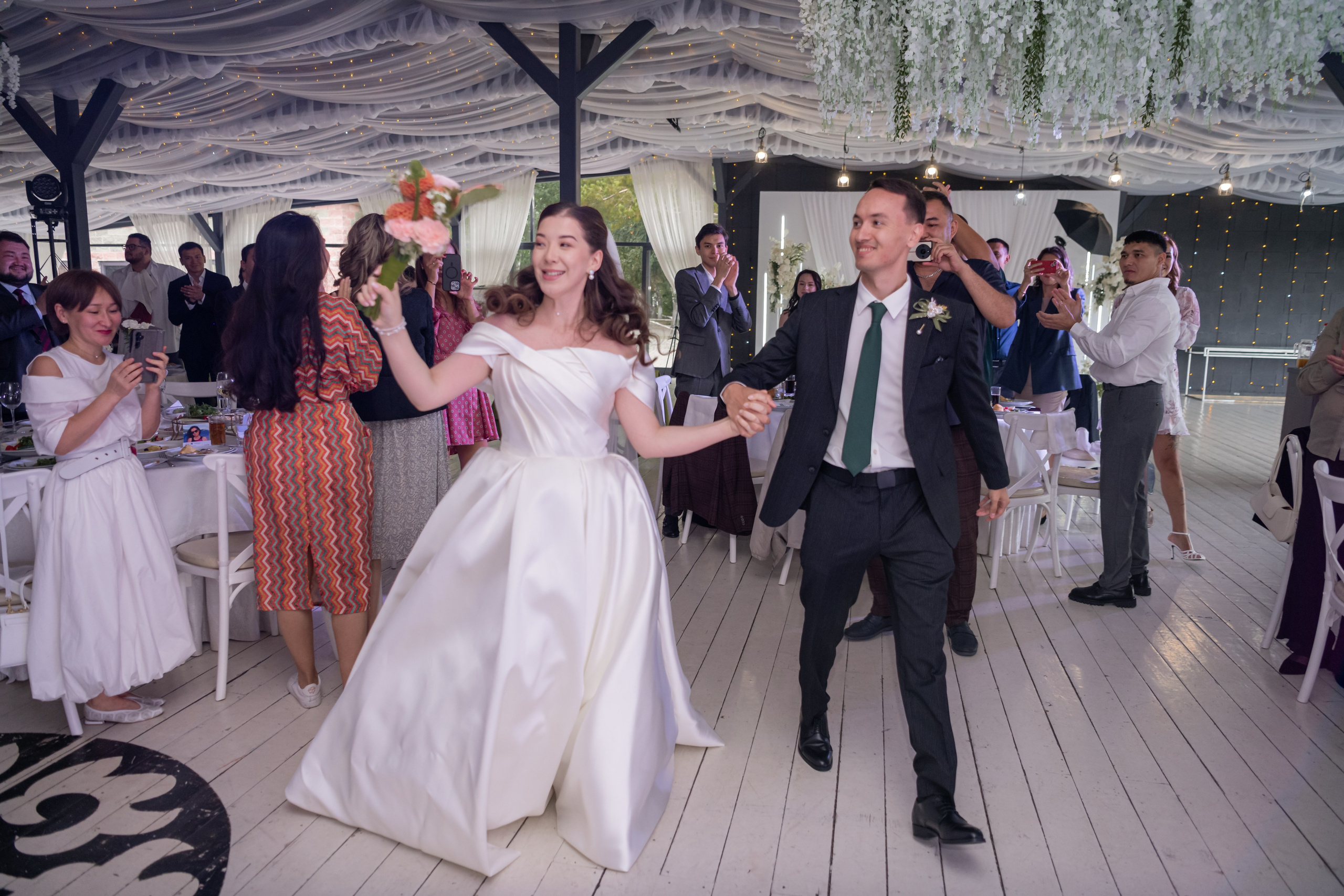 Вячеслав Аделm Свадьба. Фотограф Астана, Алматы