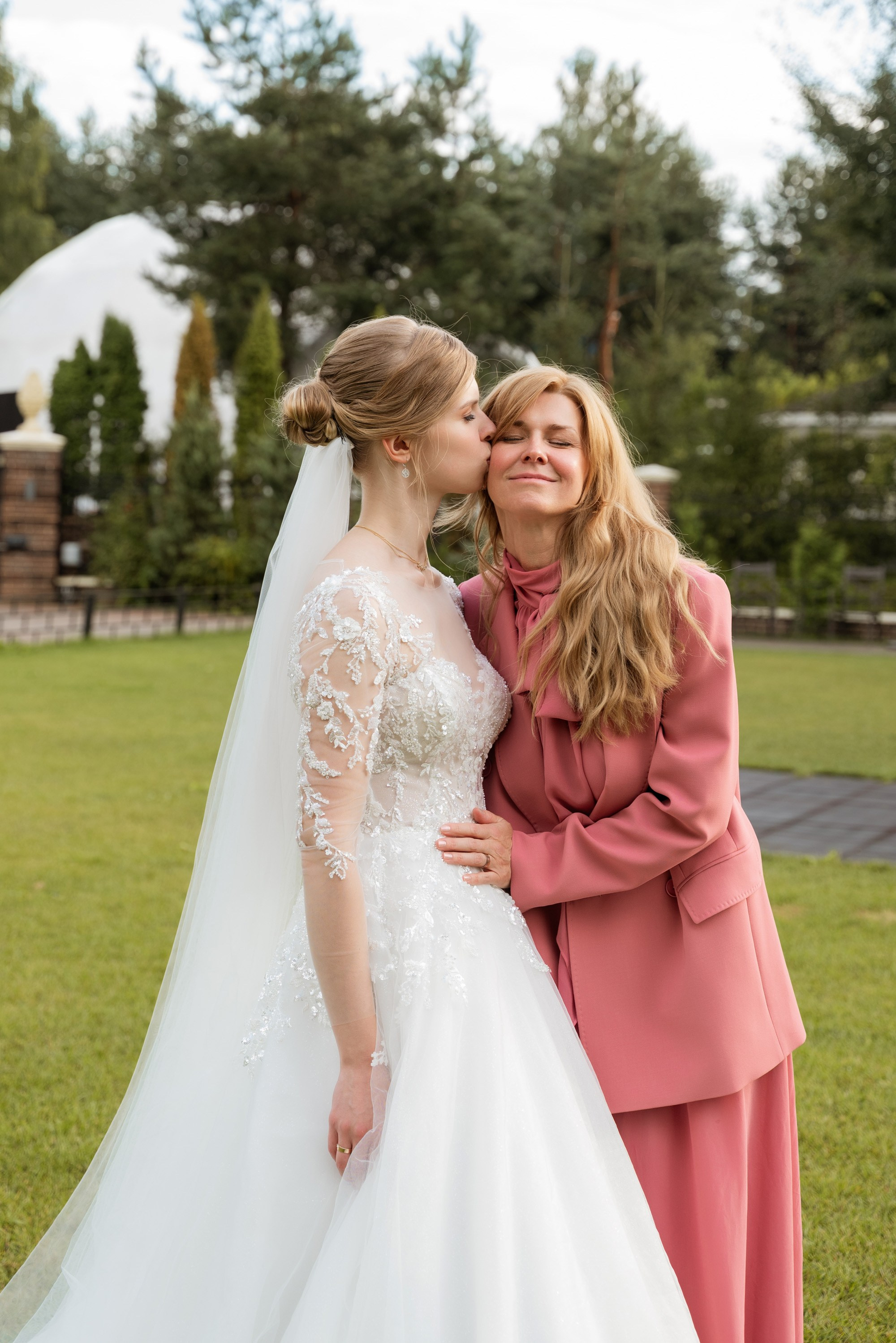 Андрей и Дарина | 10.08.24. Свадебный фотограф в Санкт-Петербурге Владислава Тюльпина
