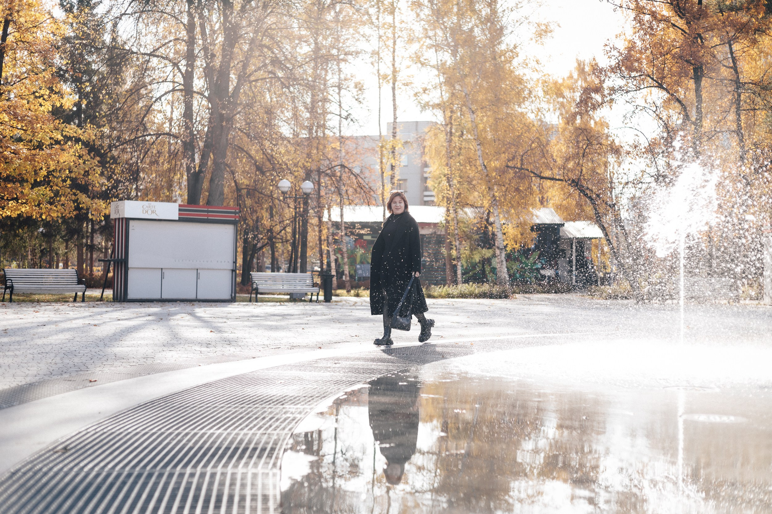 Осенняя женская фотосессия на улице. Портретный и репортажный фотограф. Мыльников Илья