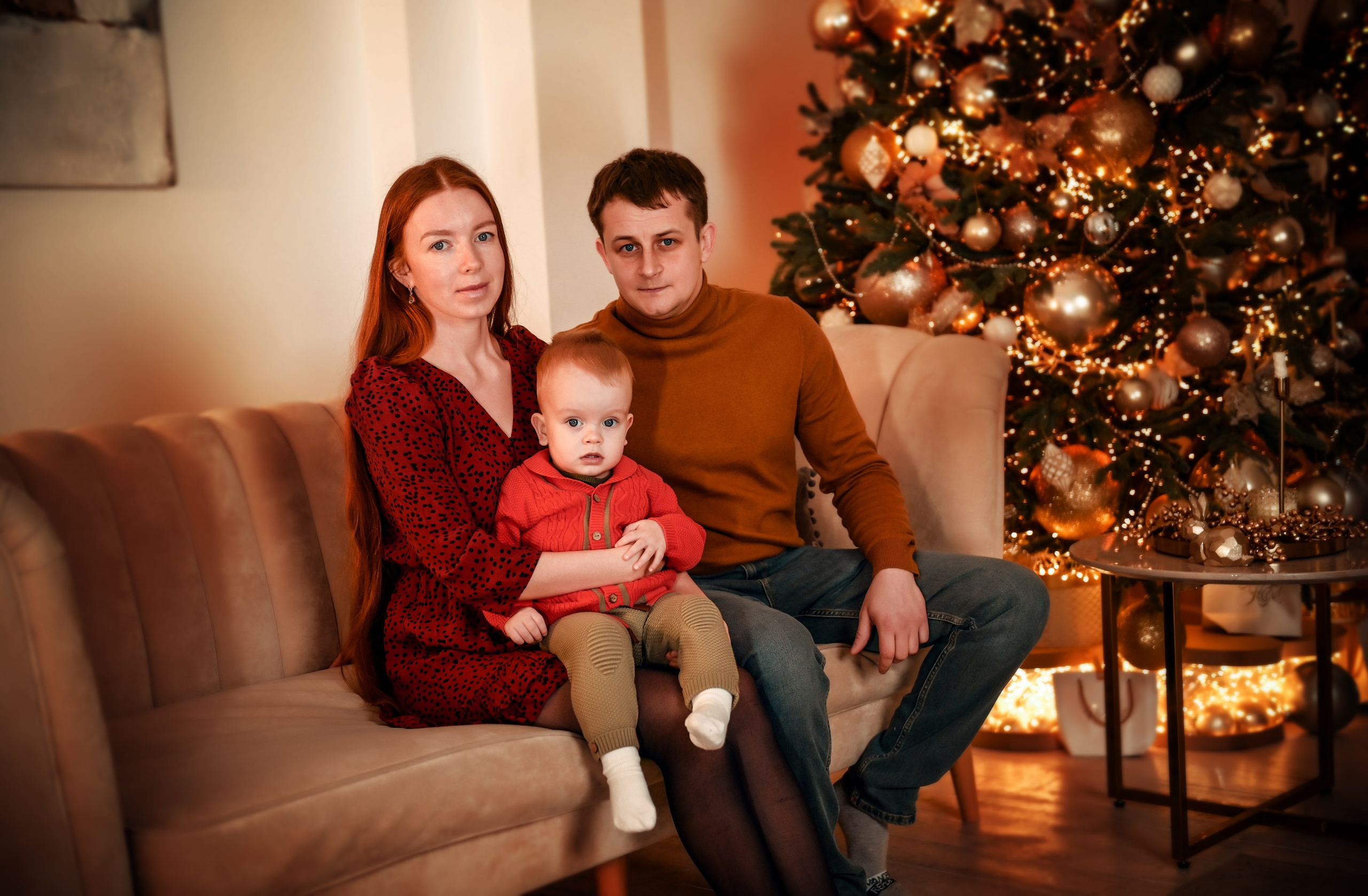 Новогодняя. Свадебный, семейный, детский, контент фотограф в Омске Максим Ильин