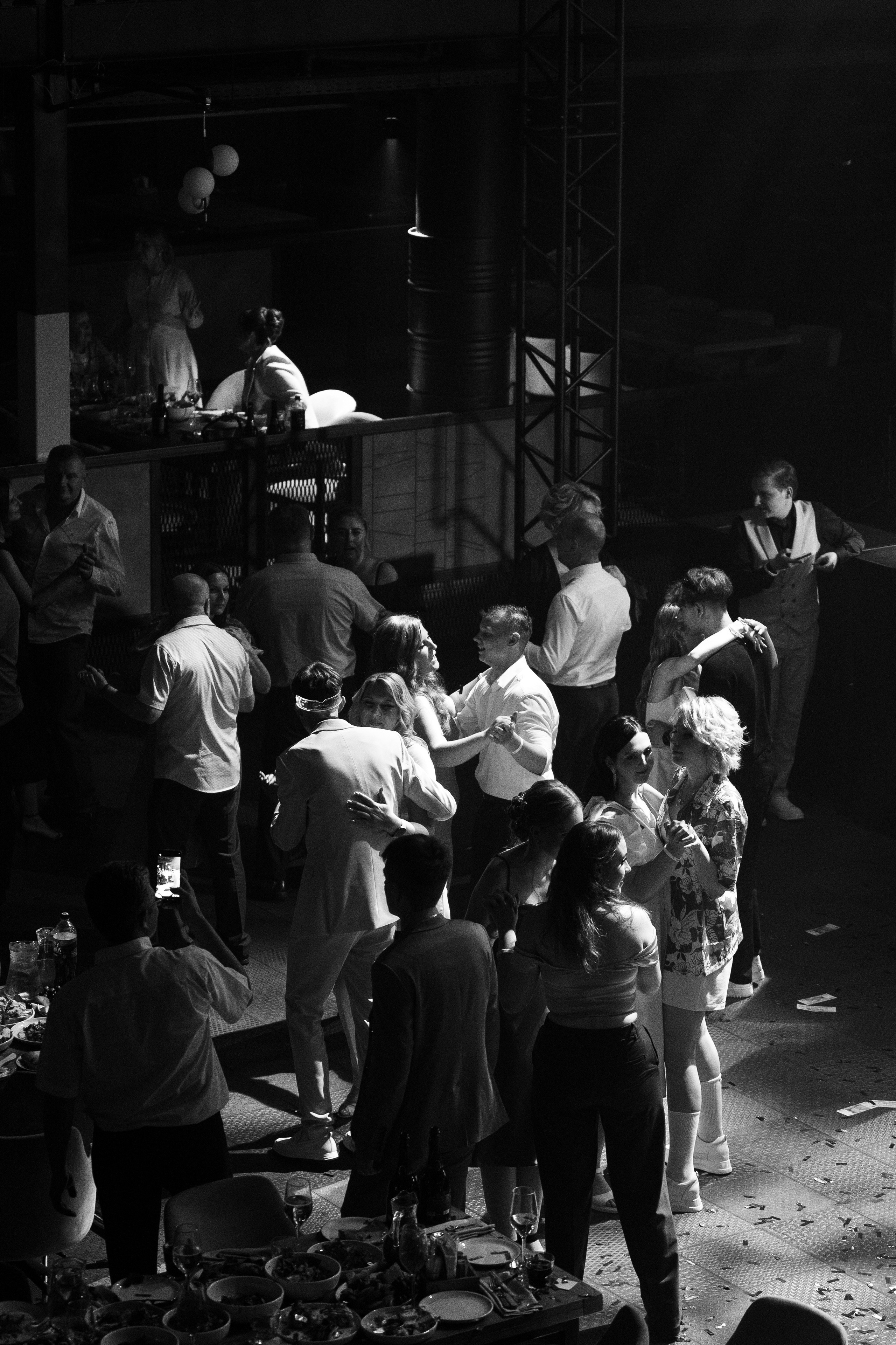 Выпускной Гимназия 7. Свадебный и репортажный фотограф Элина Козырьянова