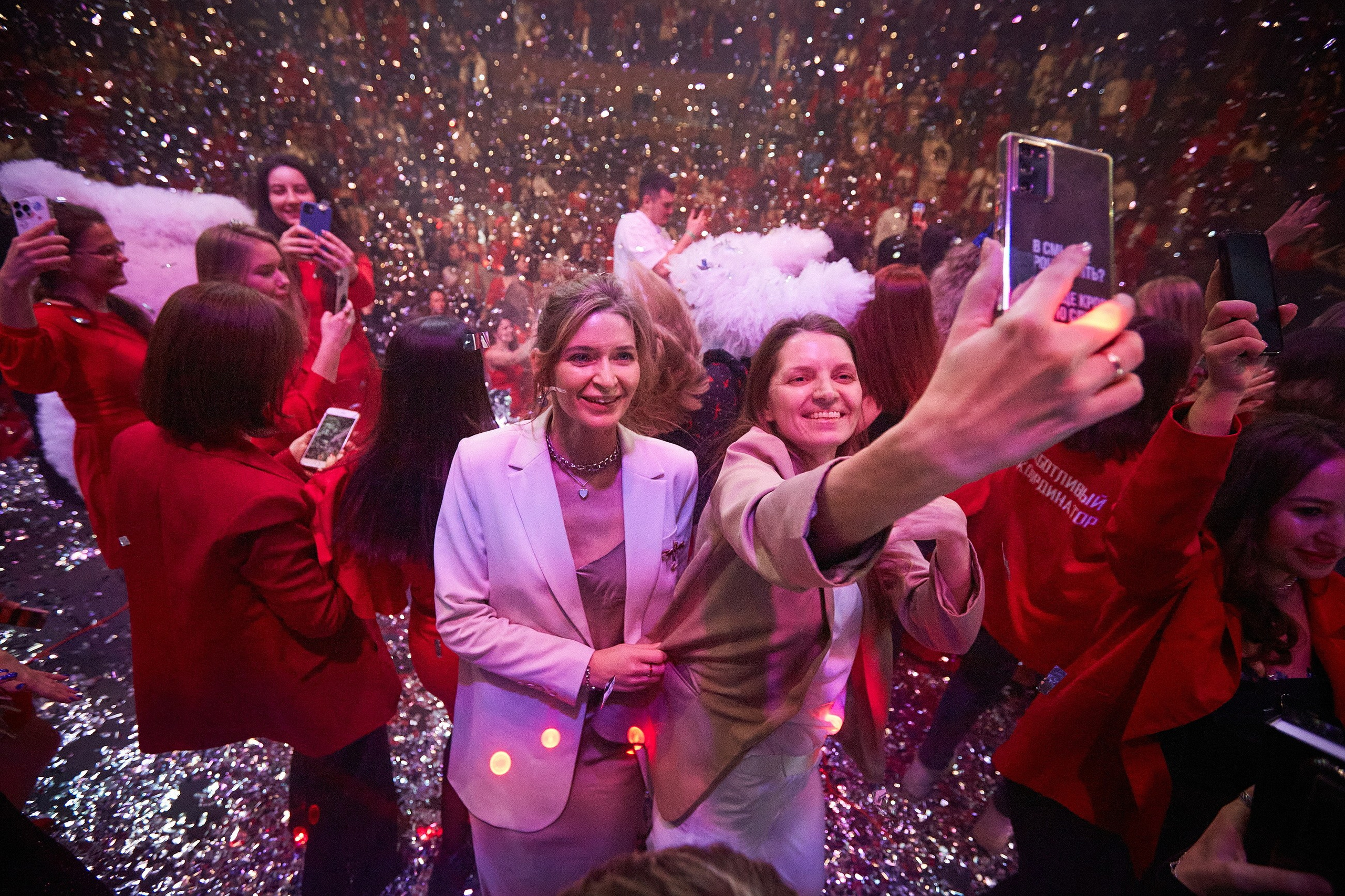 Будущий Я. Проект Марии Галантер. Фотографирую масштабные события, людей и их истории по всему миру. Константин Трубников