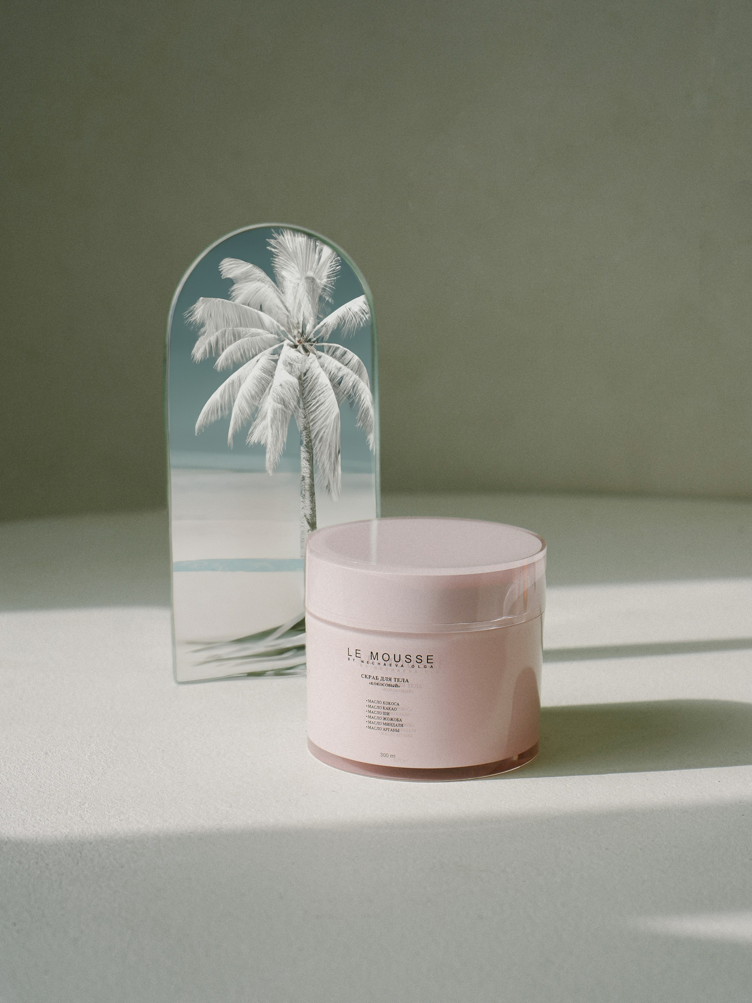 Бьюти (косметика, аксессуары). Предметный фотограф в Москве Инна Шерстюкова