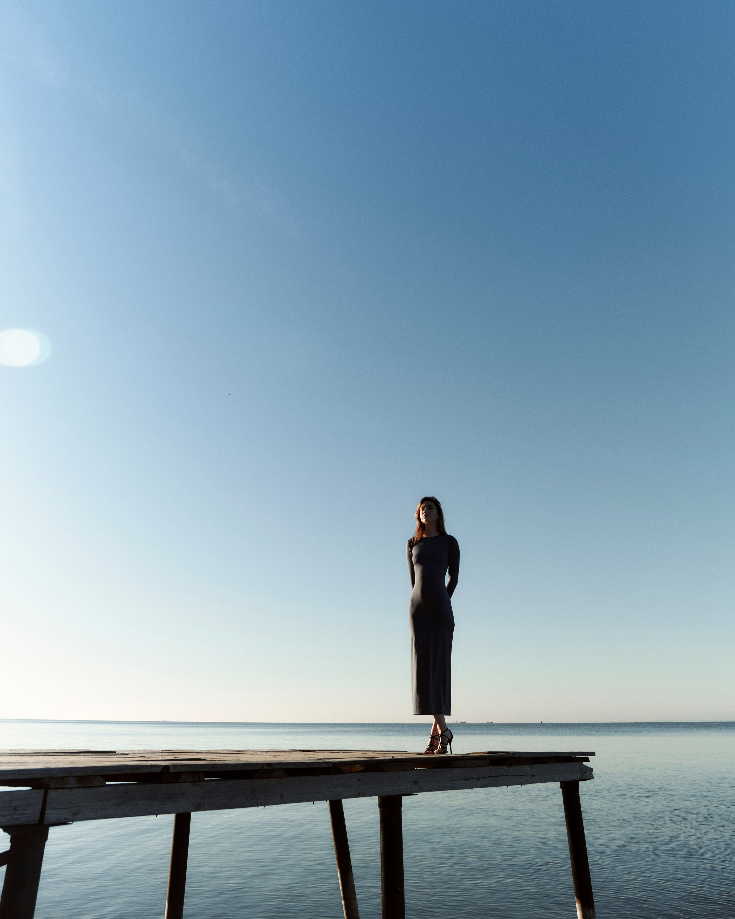 Regina. Z H U R A V L E V