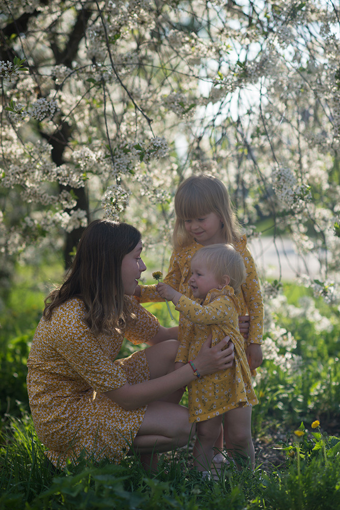 Цветущие сады. Свадебный фотограф Алёна Замотаева