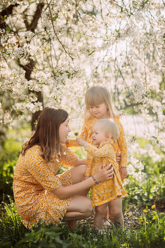 Цветущие сады. Свадебный фотограф Алёна Замотаева